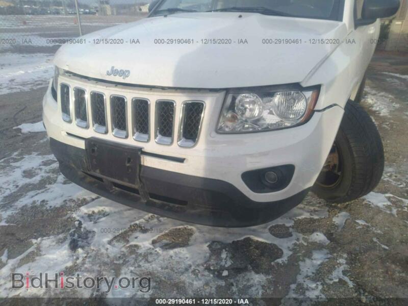 2011 Jeep COMPASS (VIN 1J4NF1FB0BD159142) — photo 6 of 11