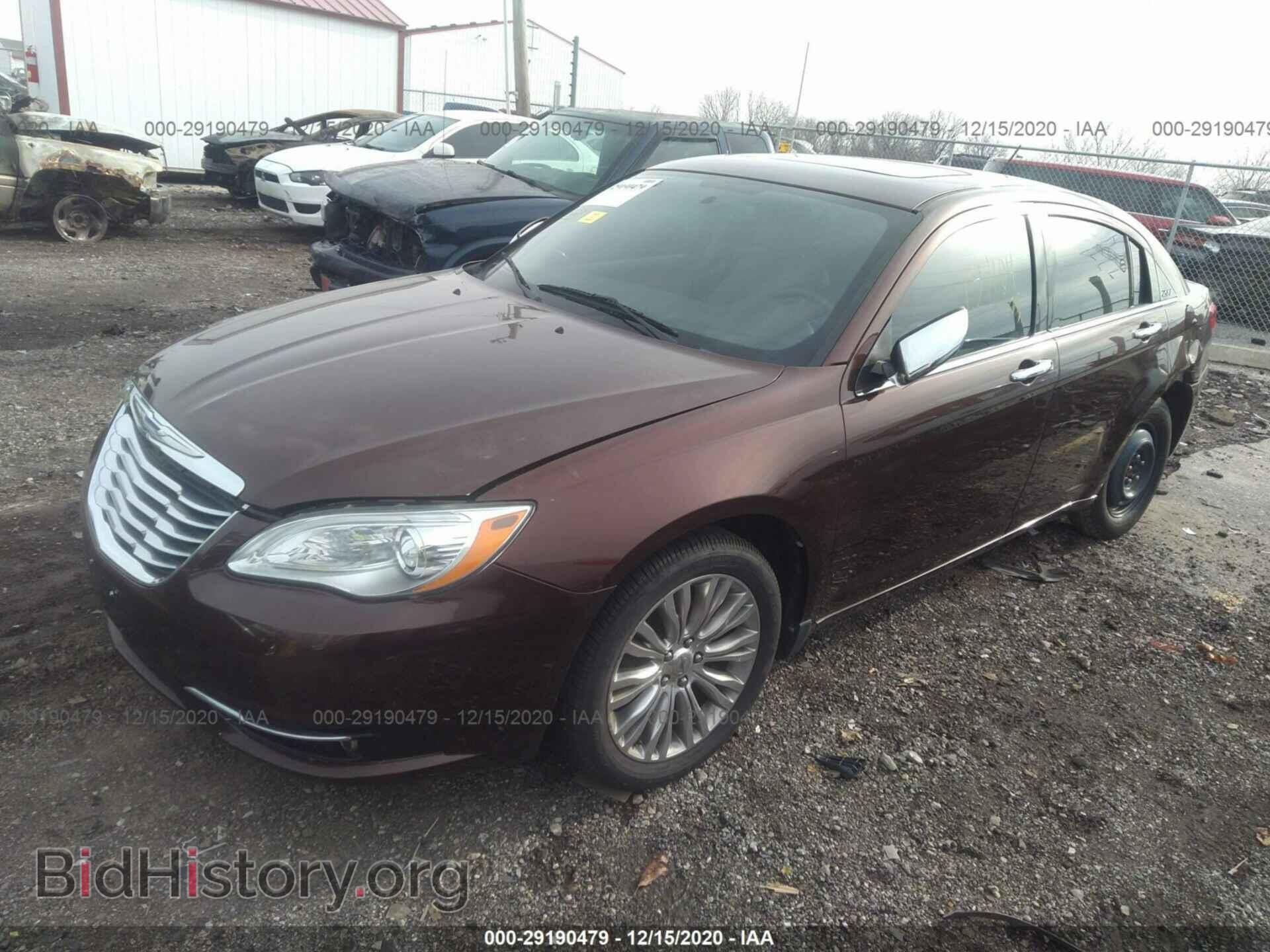 2012 CHRYSLER 200 - VIN: 1C3CCBCB9CN188123 - Фото 2