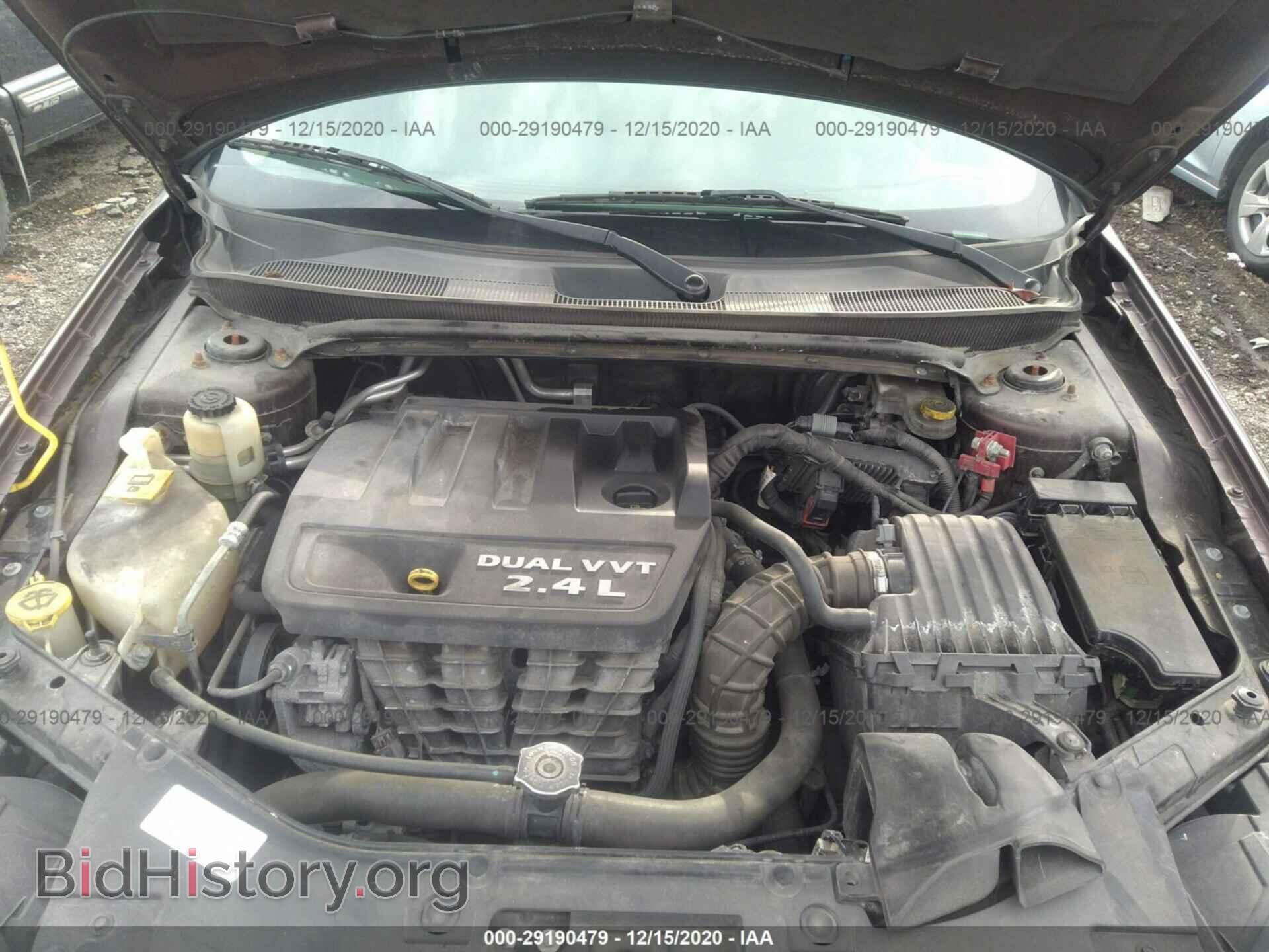 2012 CHRYSLER 200 - VIN: 1C3CCBCB9CN188123 - Фото 10