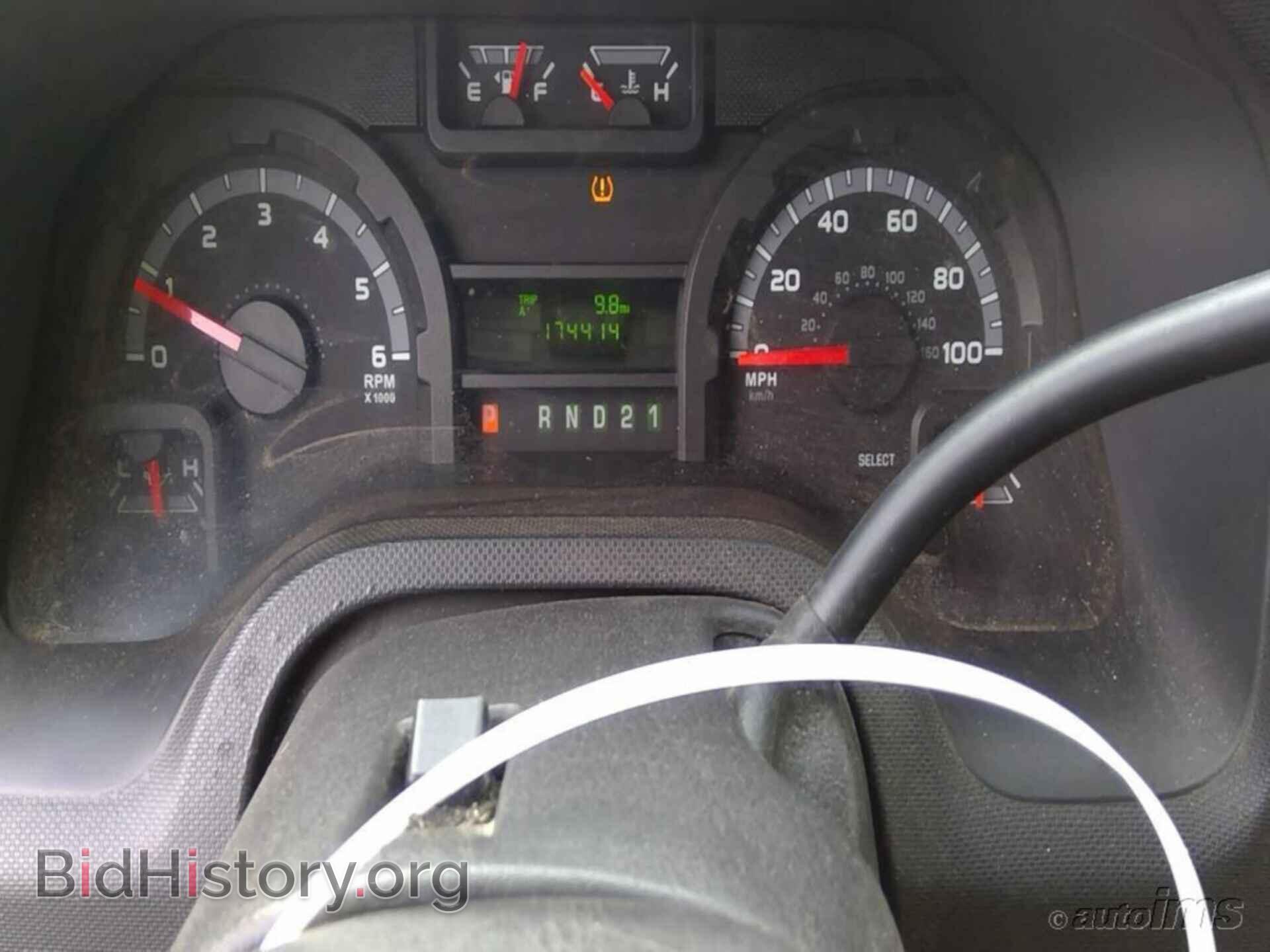 2010 FORD ECONOLINE CARGO VAN - VIN: 1FTNE2EW4ADA83667 - Фото 2