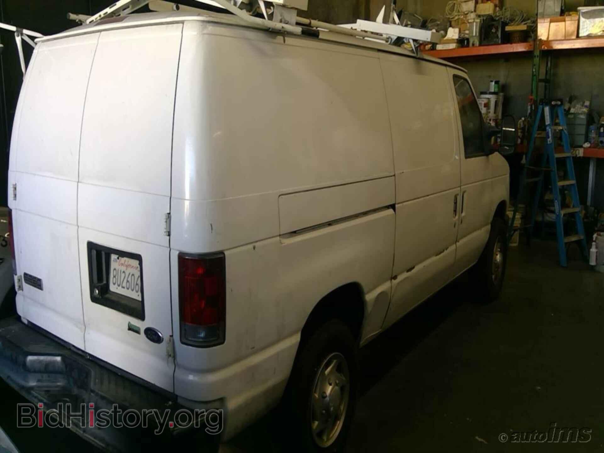 2010 FORD ECONOLINE CARGO VAN - VIN: 1FTNE2EW4ADA83667 - Фото 4