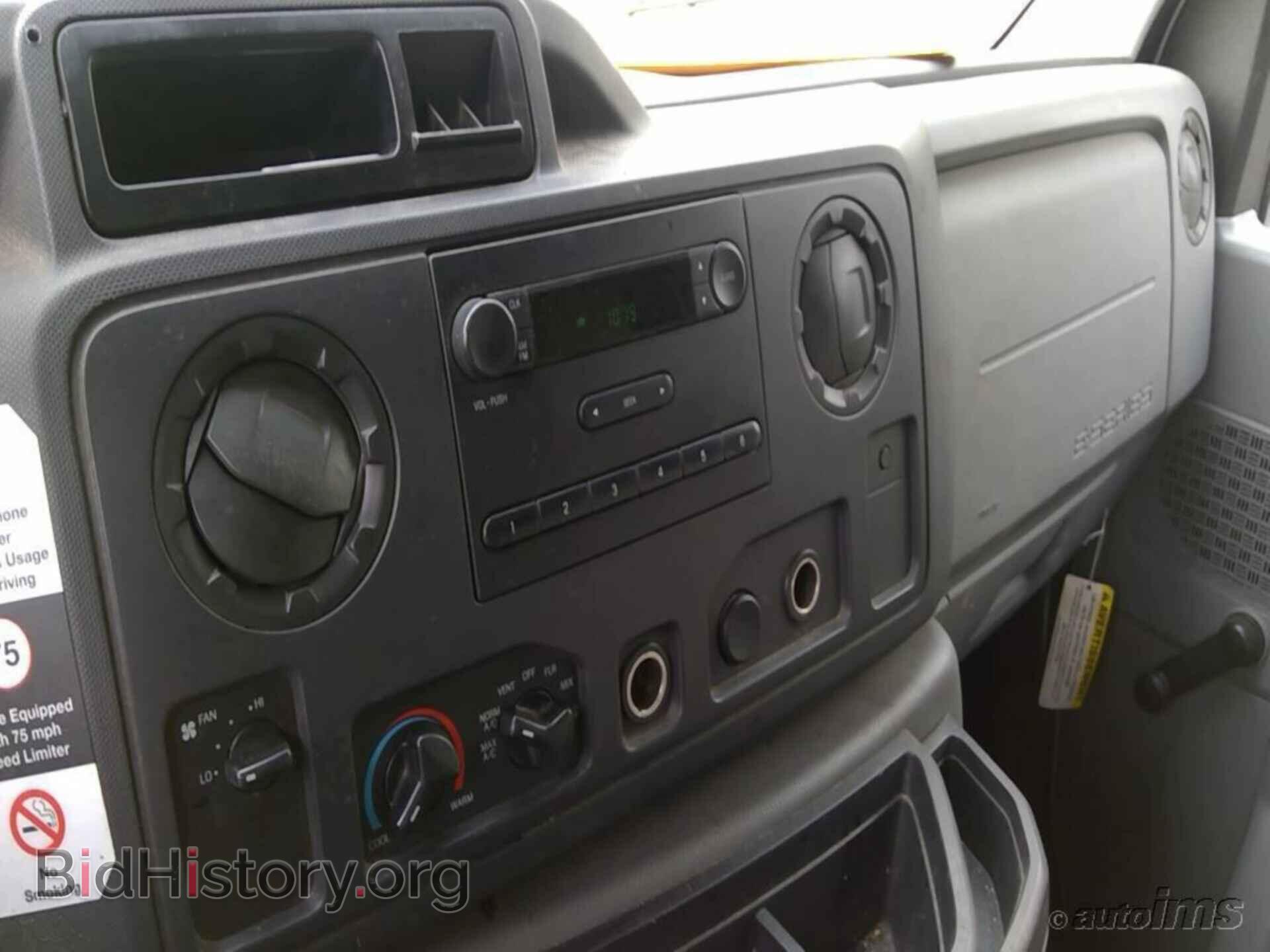 2010 FORD ECONOLINE CARGO VAN - VIN: 1FTNE2EW4ADA83667 - Фото 6