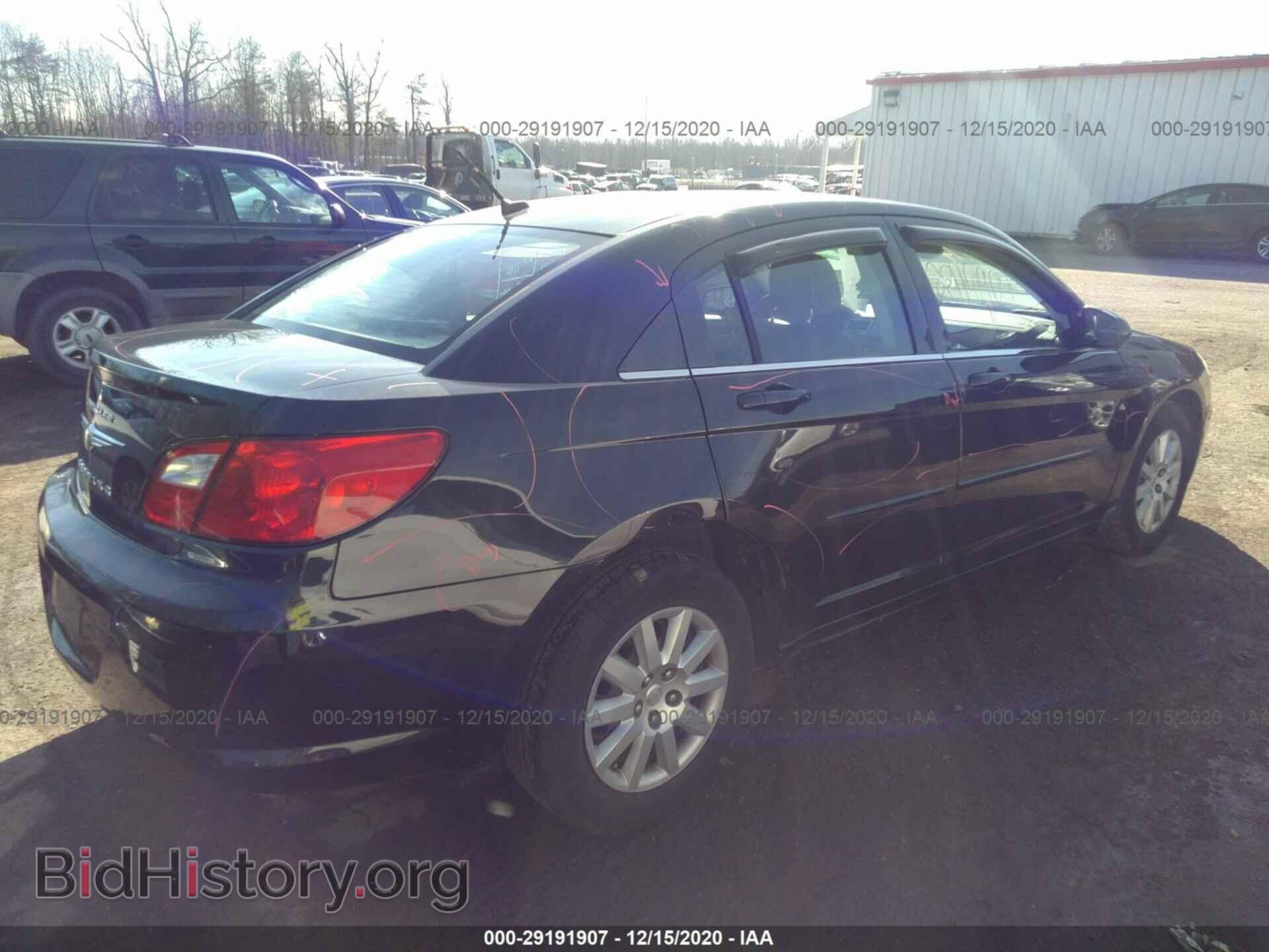 2010 CHRYSLER SEBRING - VIN: 1C3CC4FB6AN162082 - Фото 4