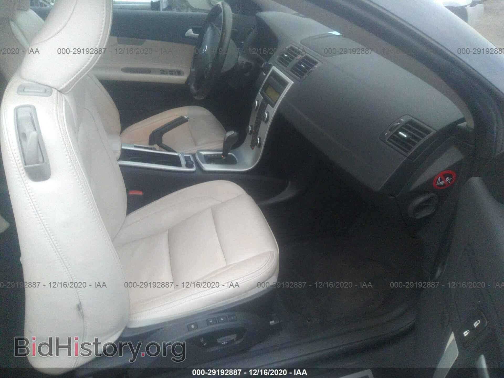 2013 VOLVO C70 - VIN: YV1672MC5DJ142649 - Фото 5
