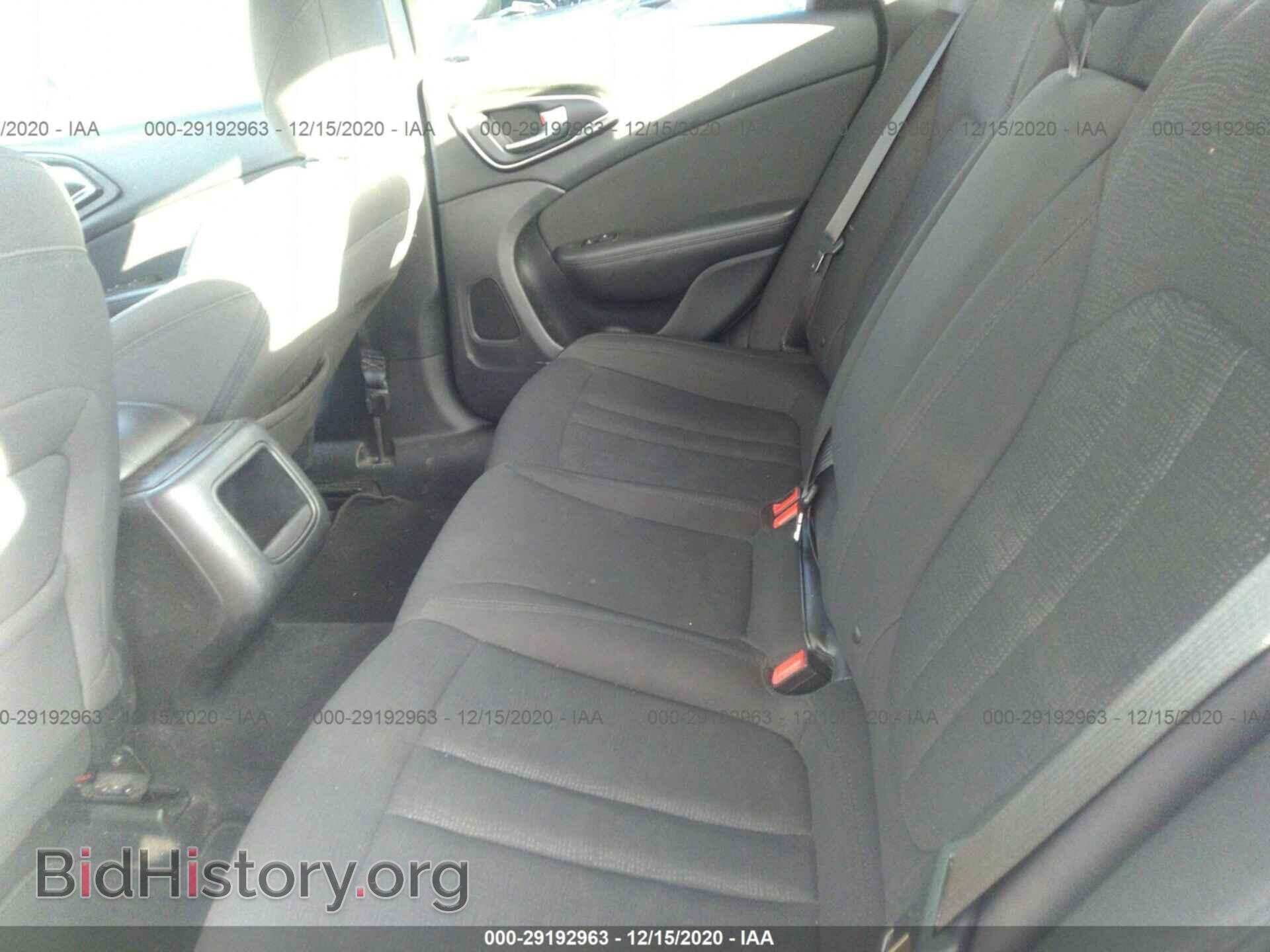 2016 CHRYSLER 200 - VIN: 1C3CCCFB5GN194816 - Фото 8