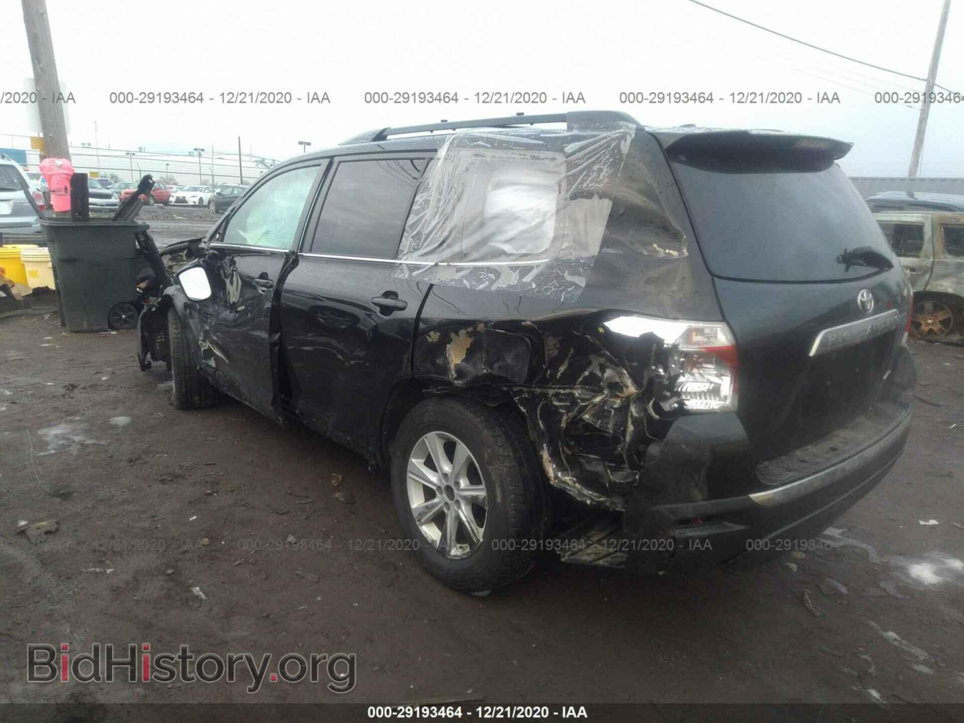 2012 TOYOTA HIGHLANDER - VIN: 5TDBK3EH2CS165939 - Фото 3