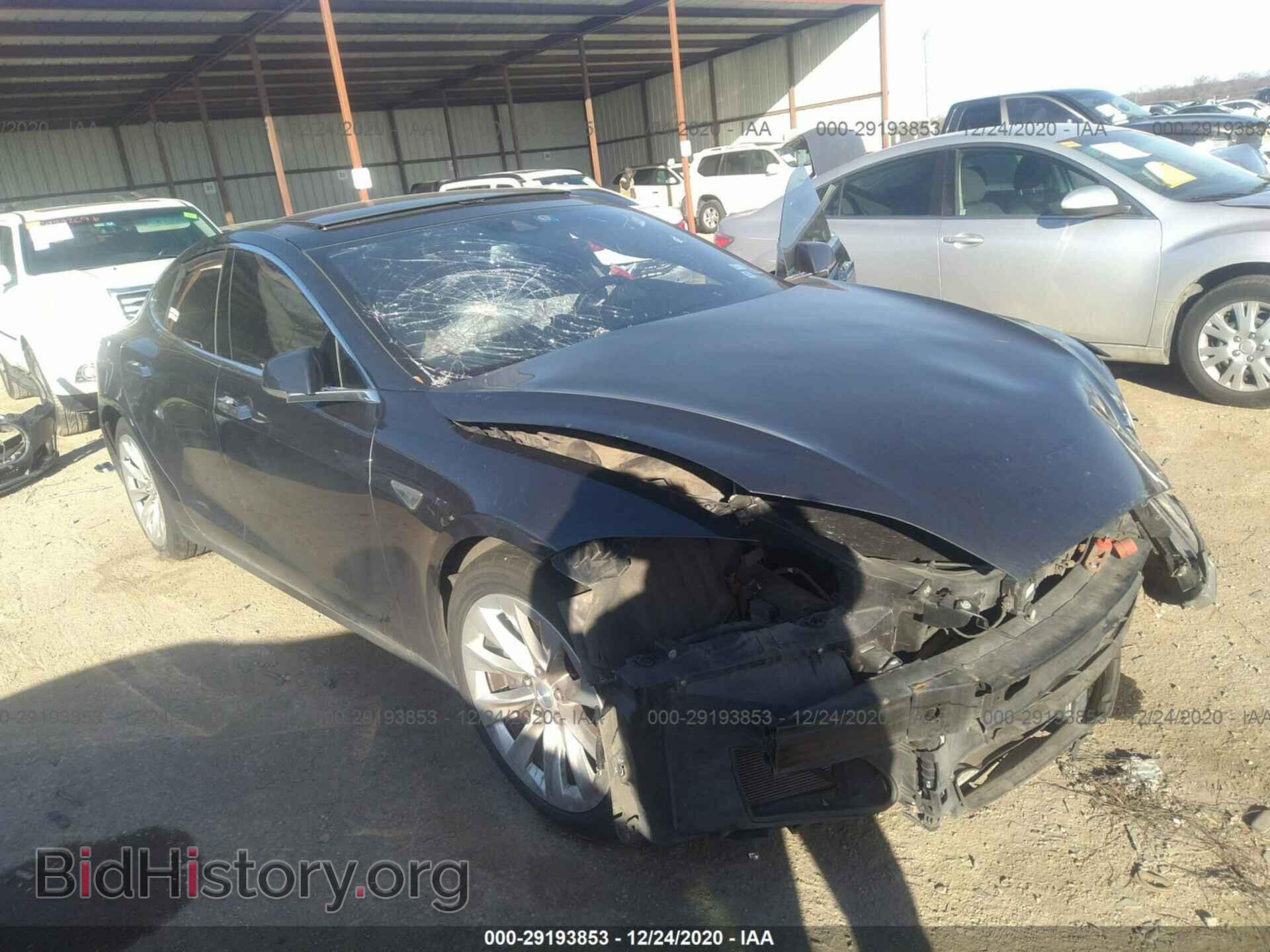 Фотография 5YJSA1H27FF095720 - TESLA MODEL S 2015