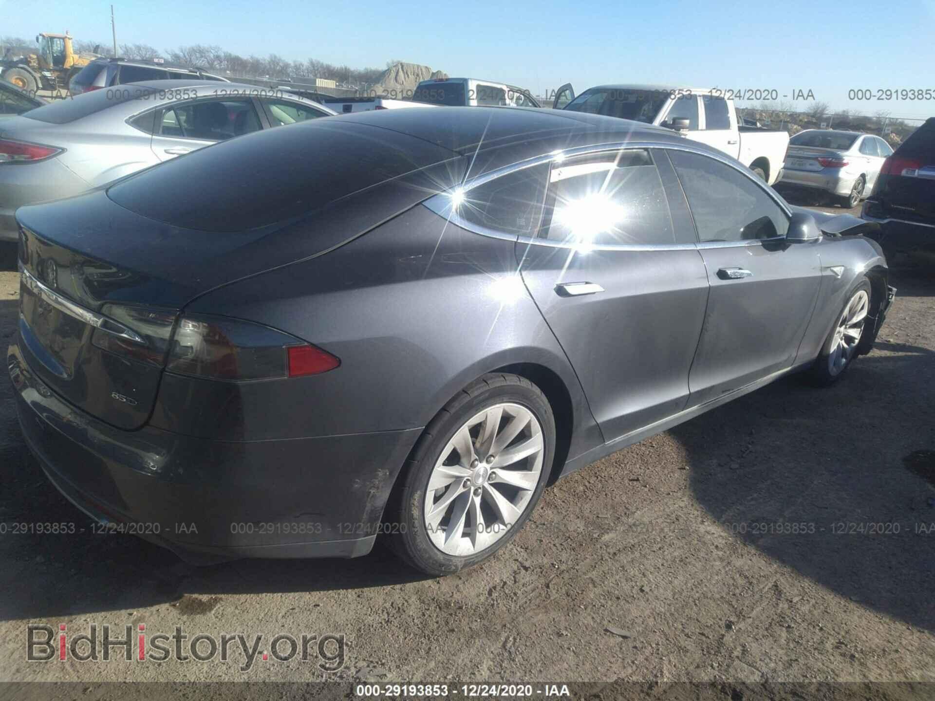2015 TESLA MODEL S - VIN: 5YJSA1H27FF095720 - Фото 4