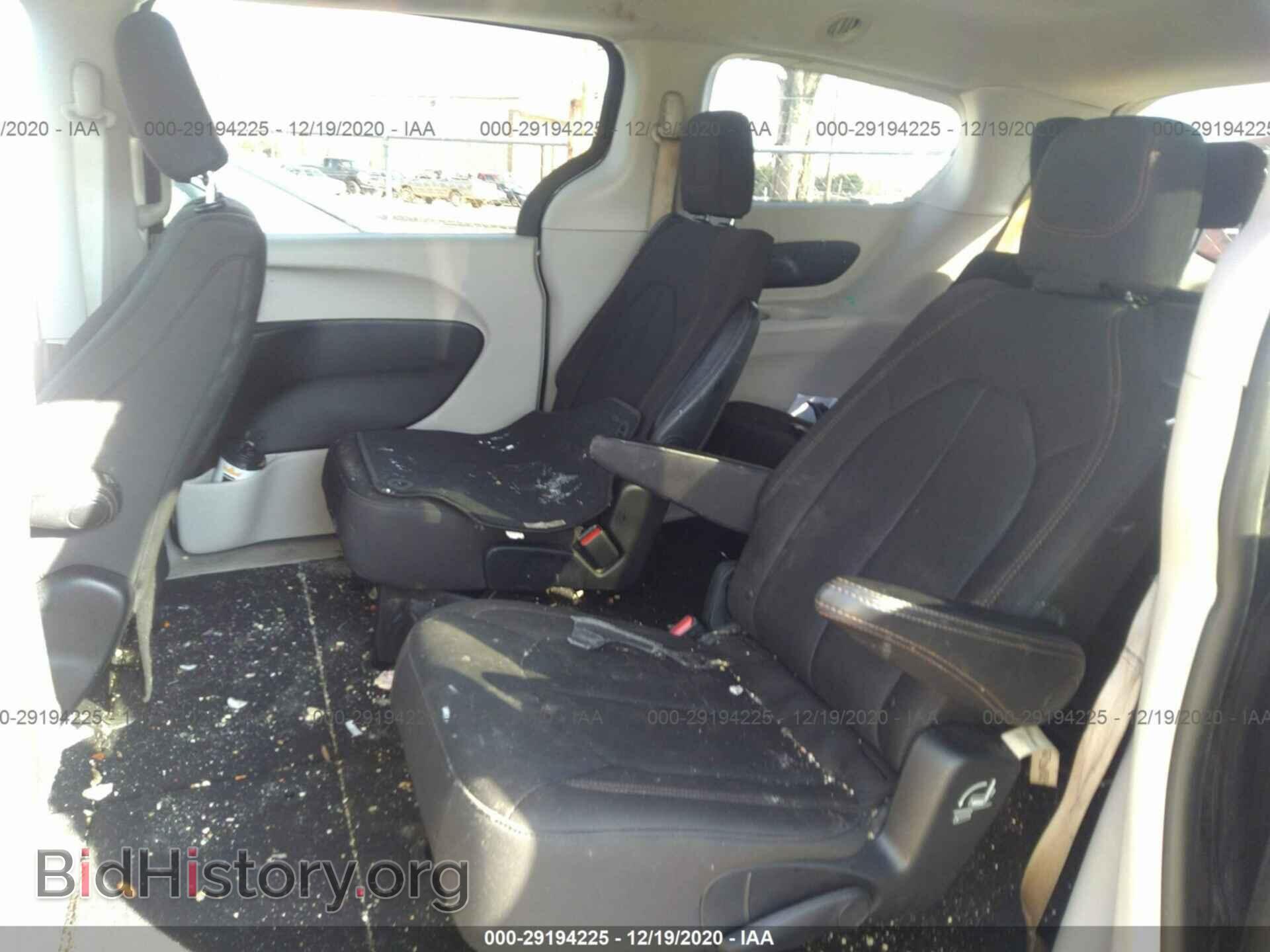 2017 CHRYSLER PACIFICA - VIN: 2C4RC1CG1HR722849 - Photo 8