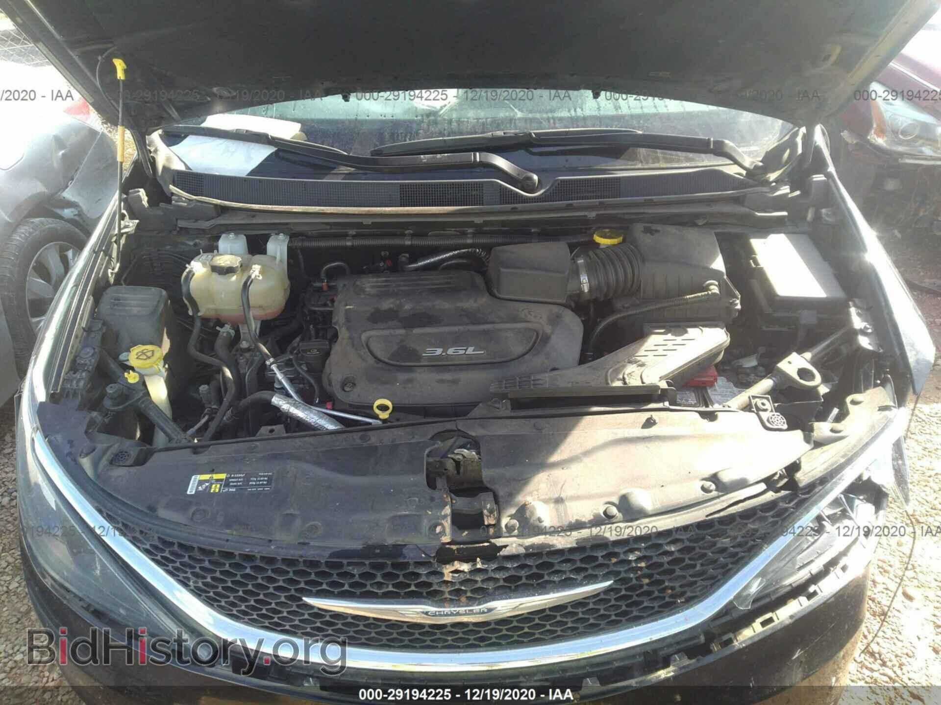 2017 CHRYSLER PACIFICA - VIN: 2C4RC1CG1HR722849 - Photo 10