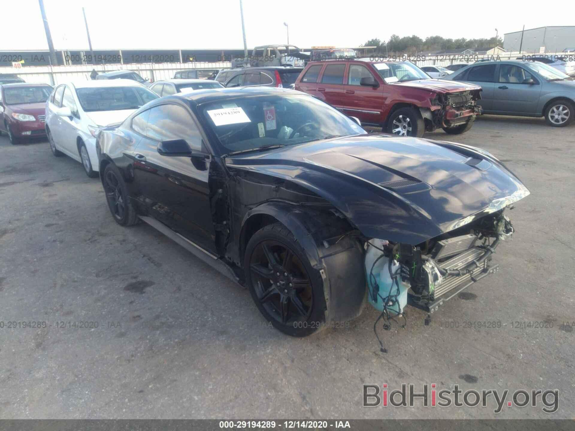 Photo 1FA6P8TH8J5129863 - FORD MUSTANG 2018