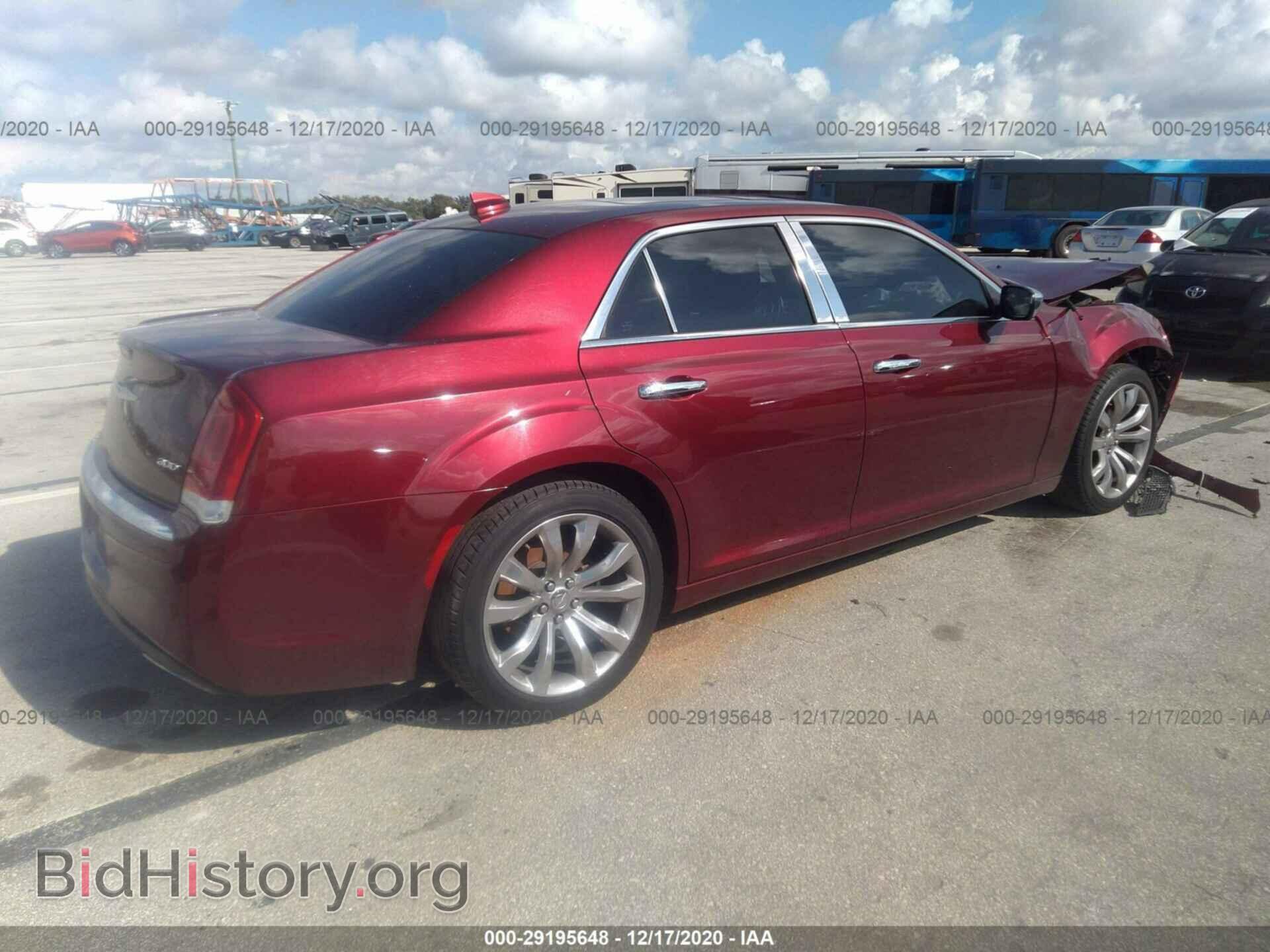 2018 CHRYSLER 300 - VIN: 2C3CCAEG6JH211320 - Фото 4