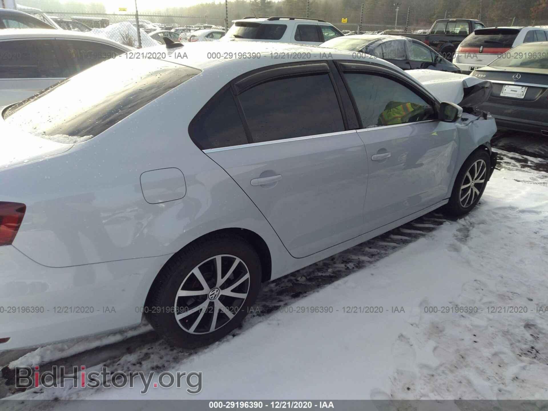 2017 VOLKSWAGEN JETTA - VIN: 3VWDB7AJ2HM384056 - Фото 4