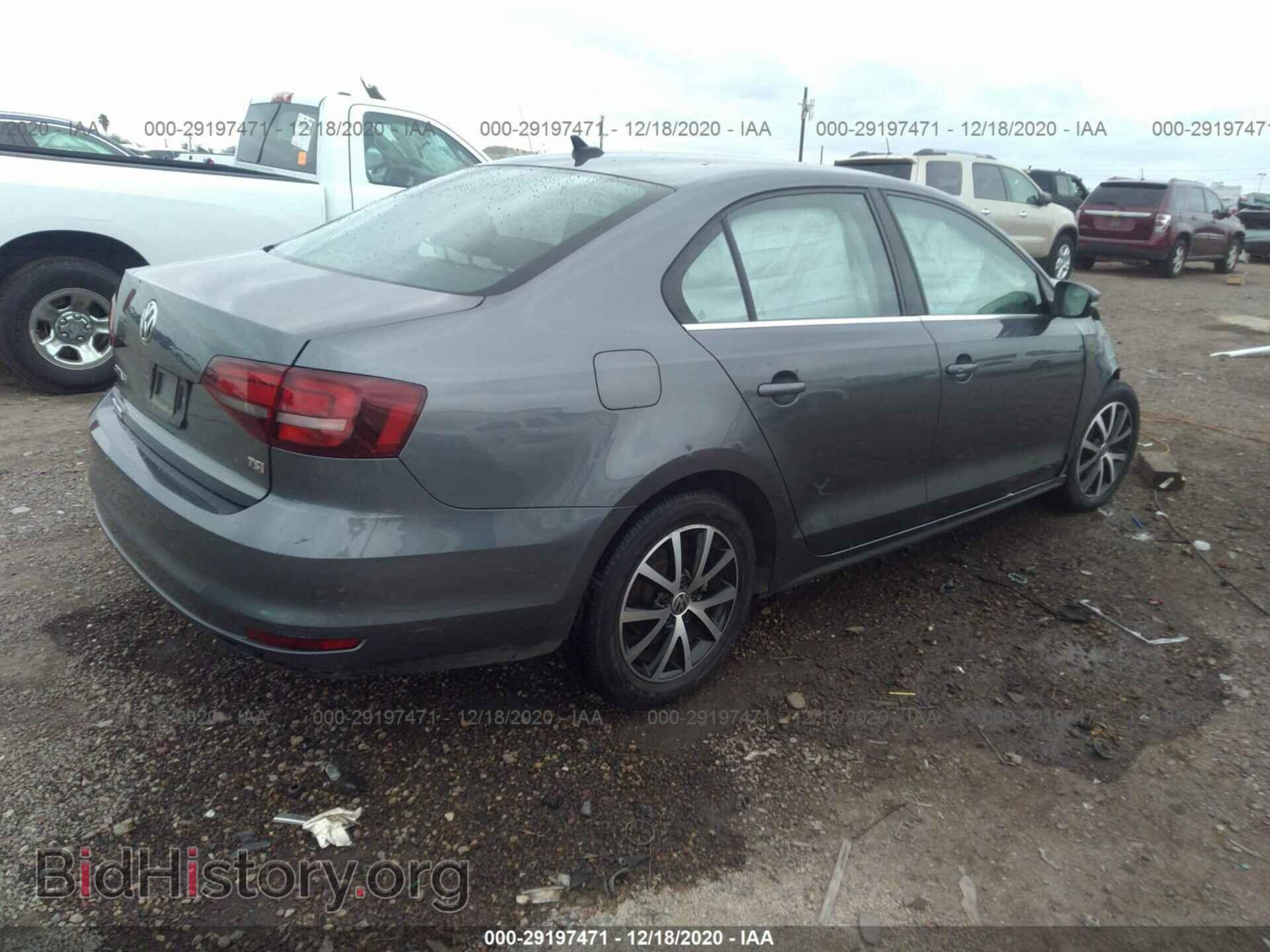 2017 VOLKSWAGEN JETTA - VIN: 3VWDB7AJ9HM291955 - Фото 4