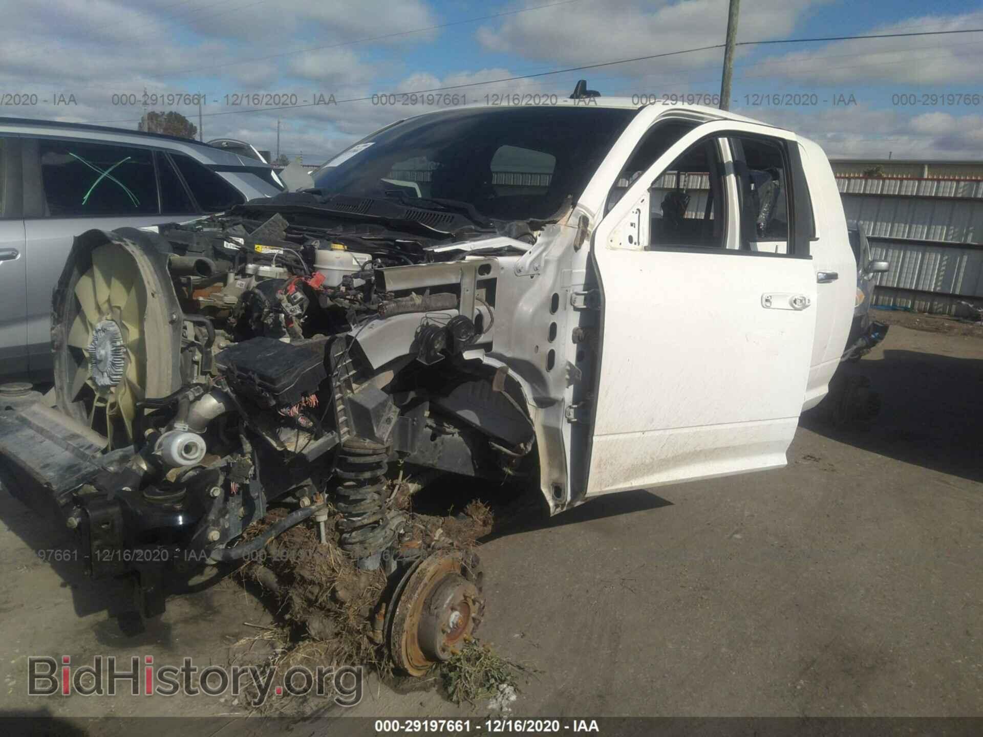 2018 RAM 2500 - VIN: 3C6UR5NL7JG345523 - Фото 2