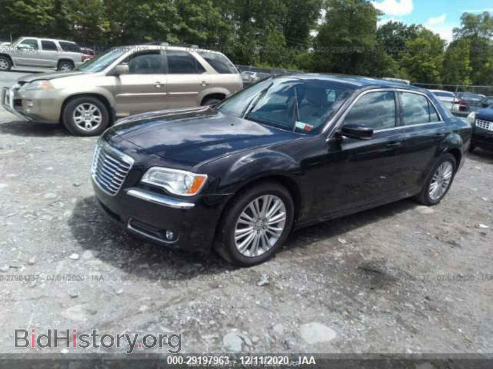 2014 CHRYSLER 300 - VIN: 2C3CCARG7EH323172 - Фото 2