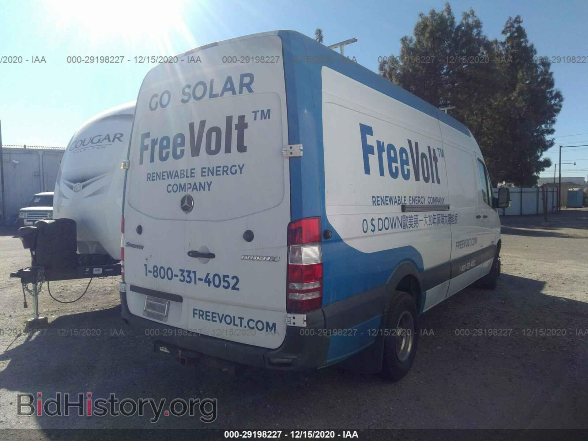 2011 MERCEDES-BENZ SPRINTER CARGO VANS - VIN: WD3PF4CC5B5600197 - Фото 4