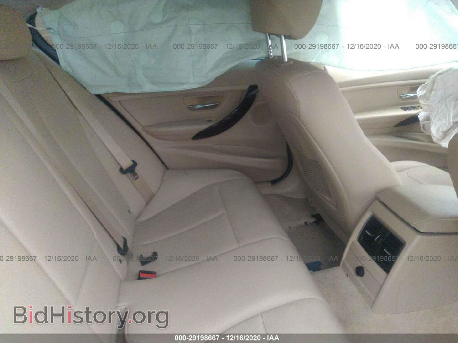 2016 BMW 3 SERIES - VIN: WBA8E5G57GNU22019 - Фото 8