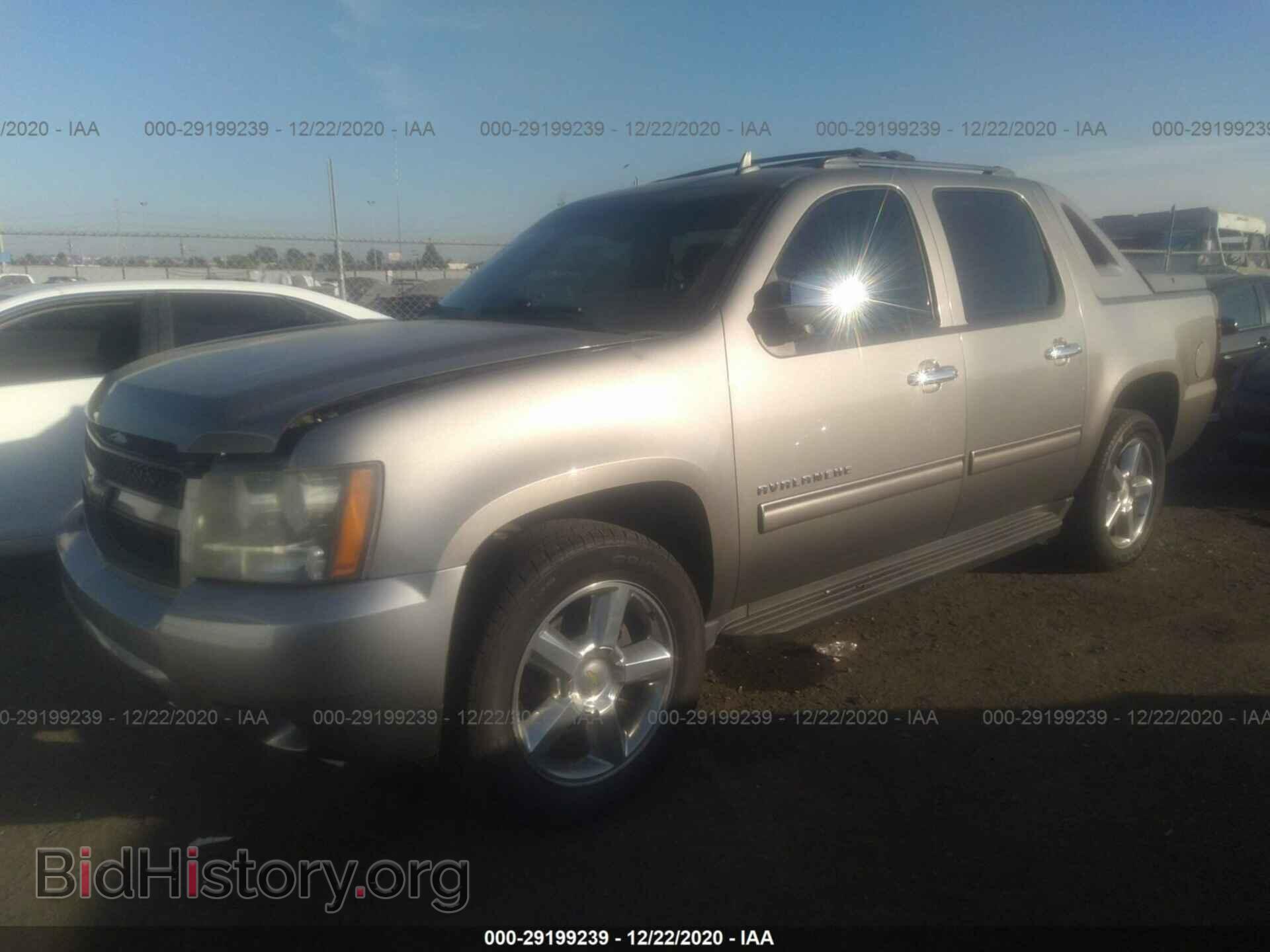 2012 CHEVROLET AVALANCHE - VIN: 3GNMCFE07CG245387 - Фото 2
