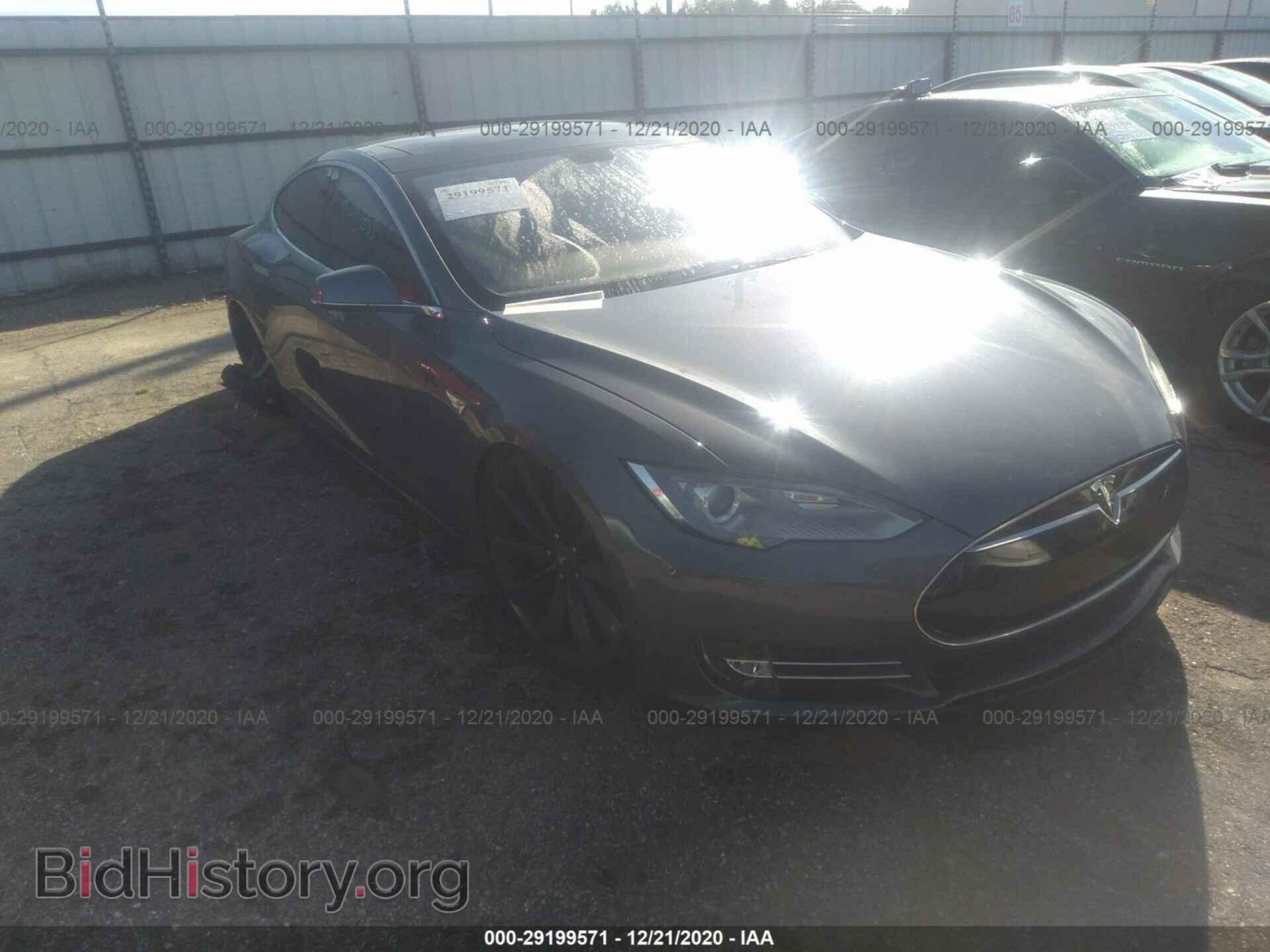 Фотография 5YJSA1DP6CFP01778 - TESLA MODEL S 2012