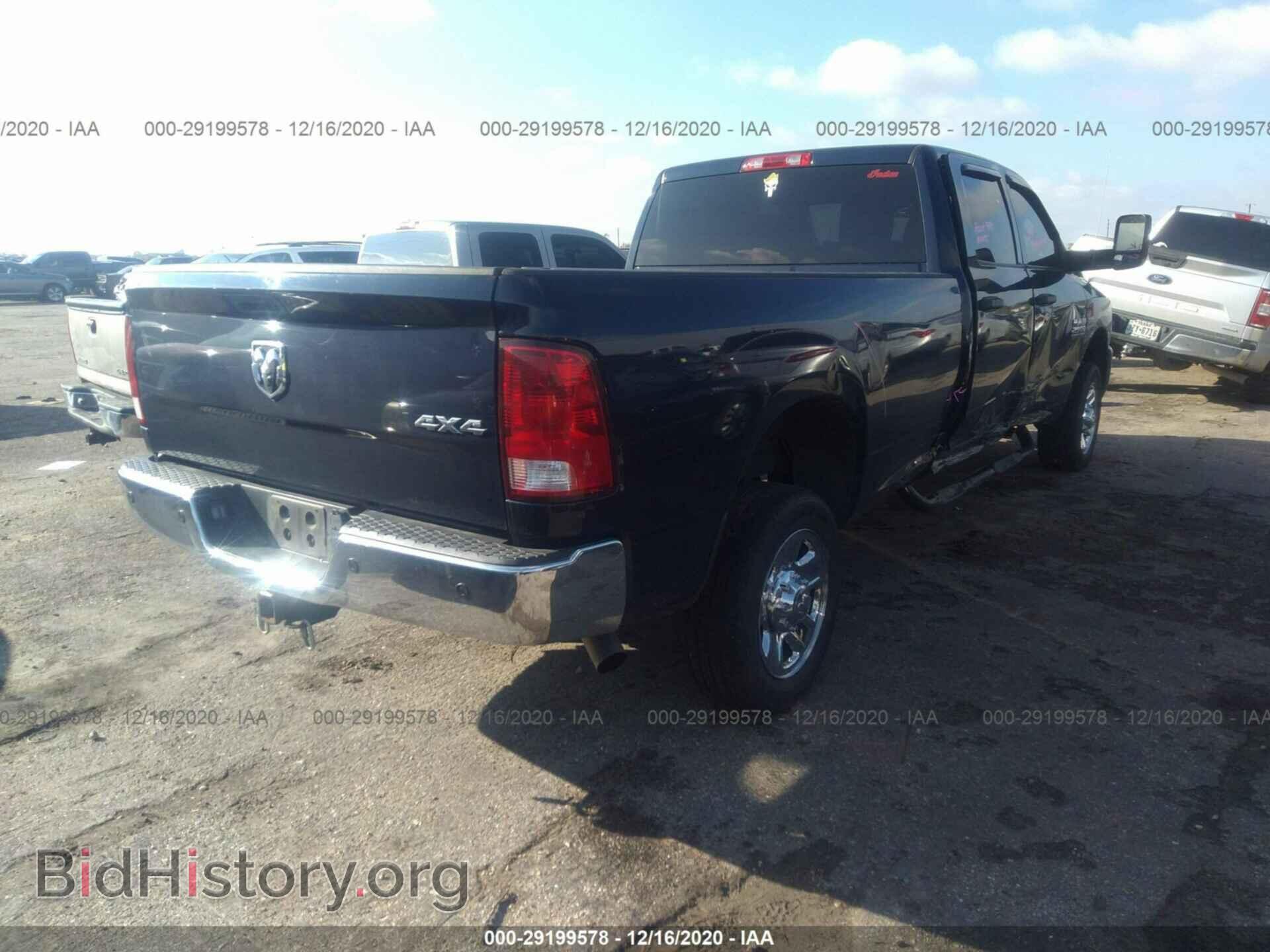 2017 RAM 2500 - VIN: 3C6UR5HJ7HG644904 - Фото 4