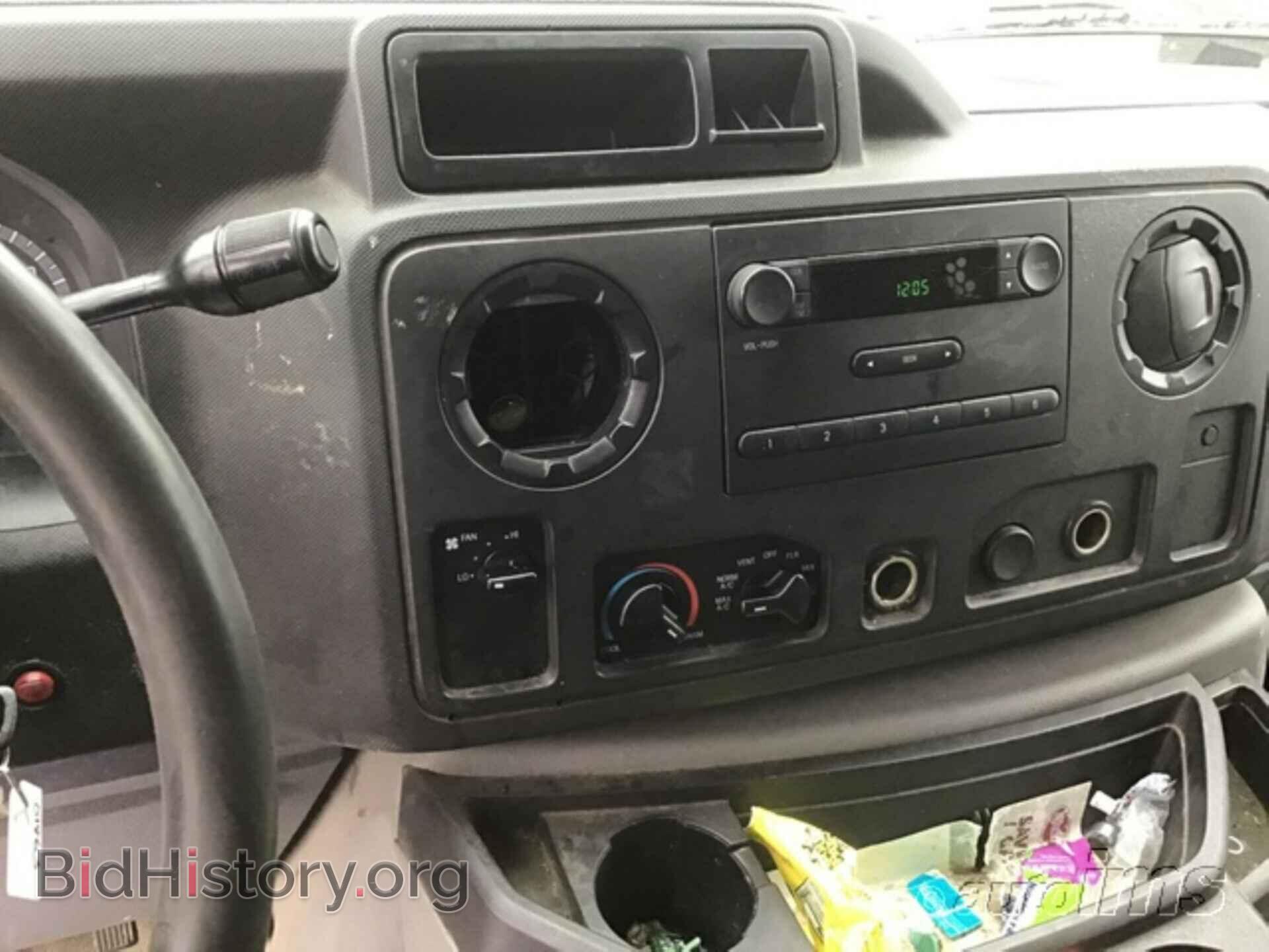 2010 FORD ECONOLINE CARGO VAN - VIN: 1FTNE2EL1ADA10388 - Фото 2