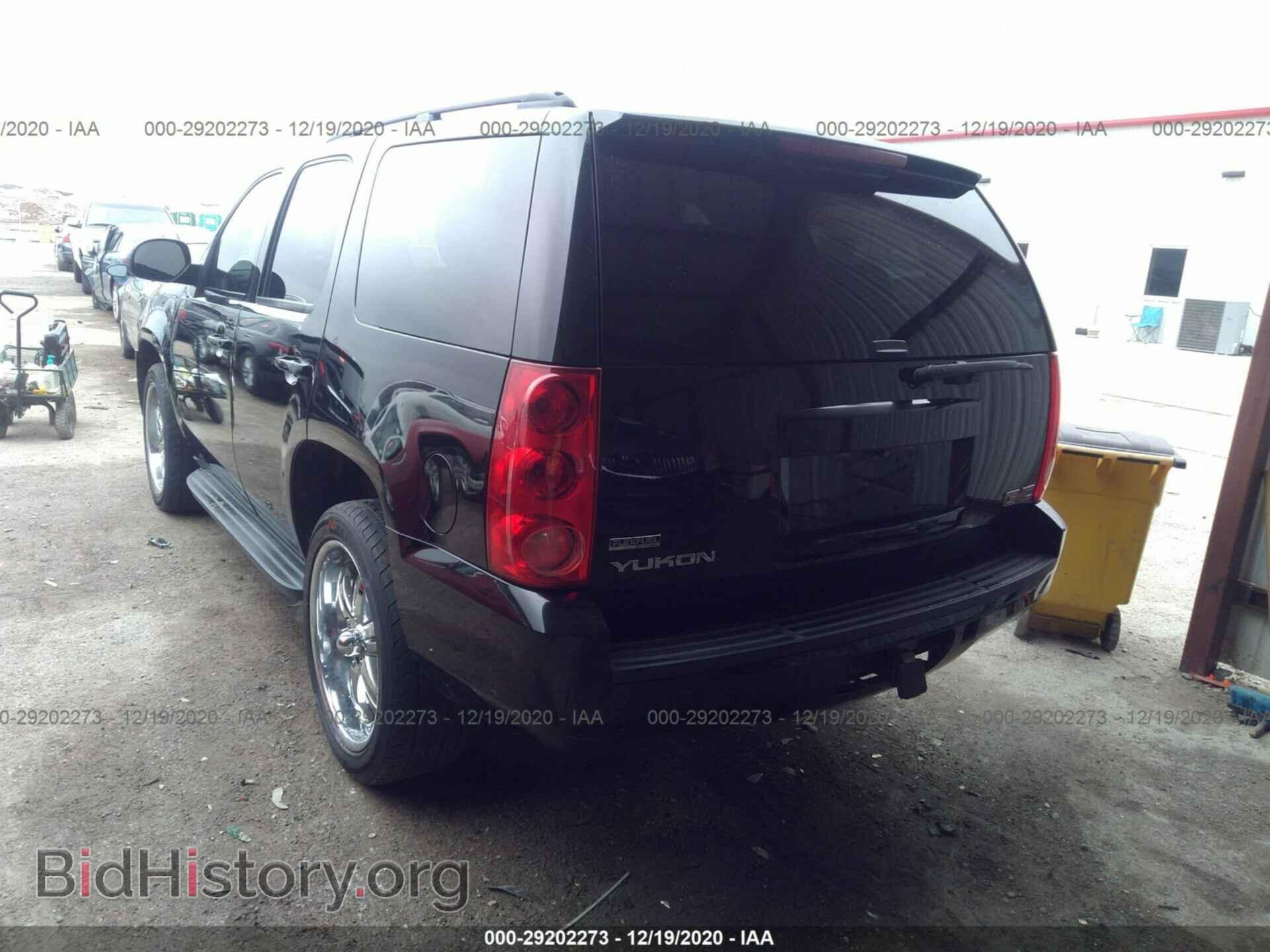 2011 GMC YUKON - VIN: 1GKS2AE07BR233765 - Photo 3
