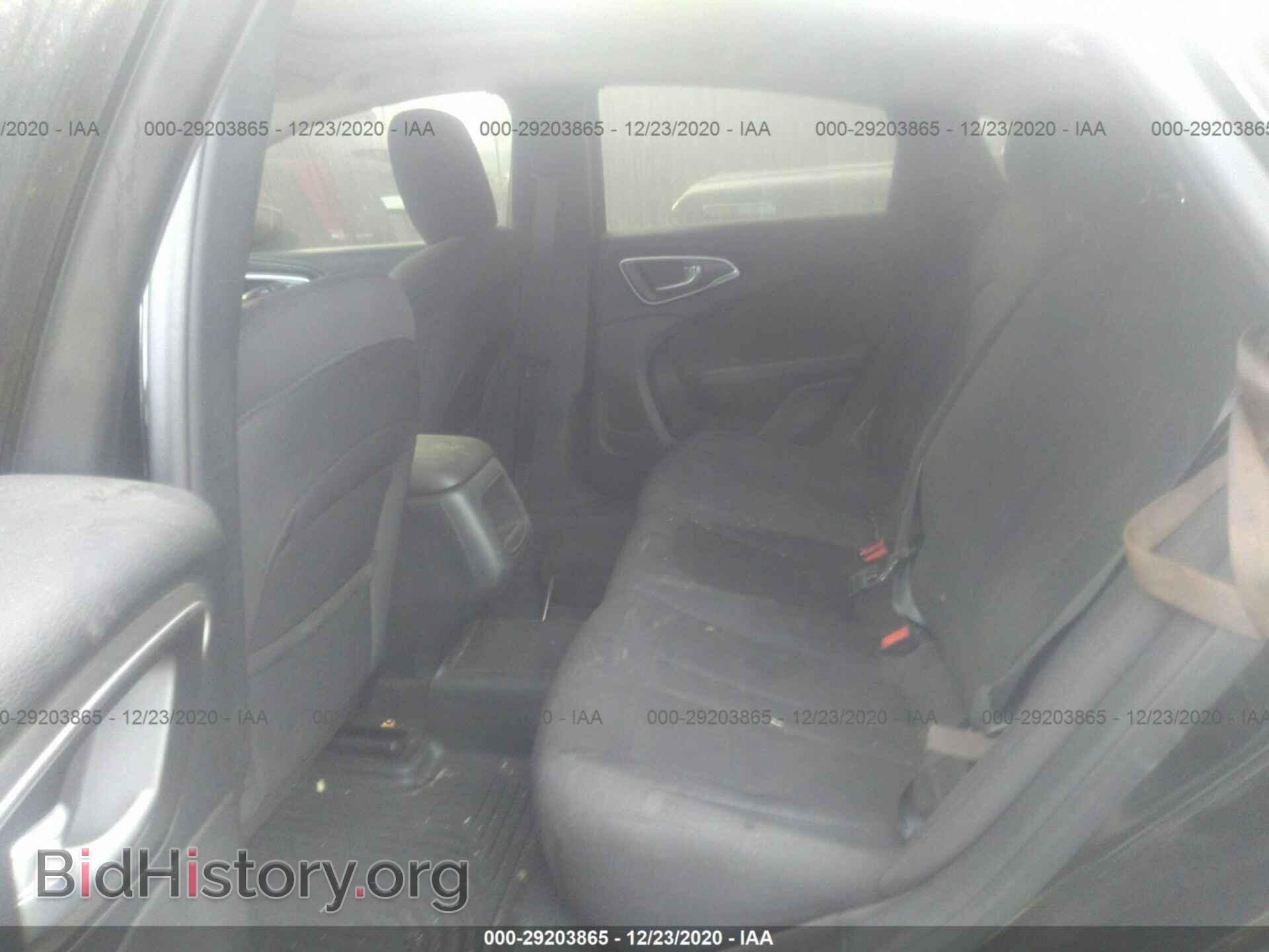 2016 CHRYSLER 200 - VIN: 1C3CCCAB2GN115562 - Photo 8