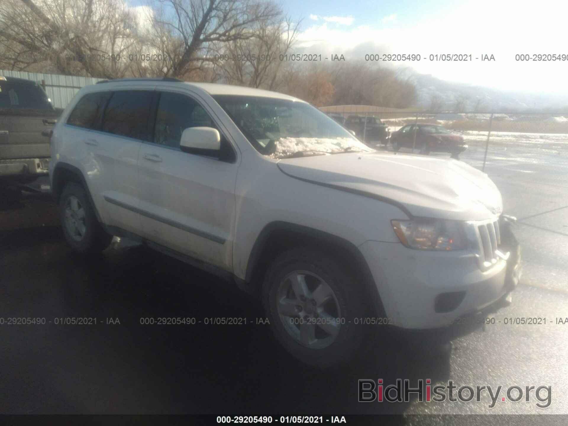 Photo 1J4RR4GG8BC550579 - JEEP GRAND CHEROKEE 2011