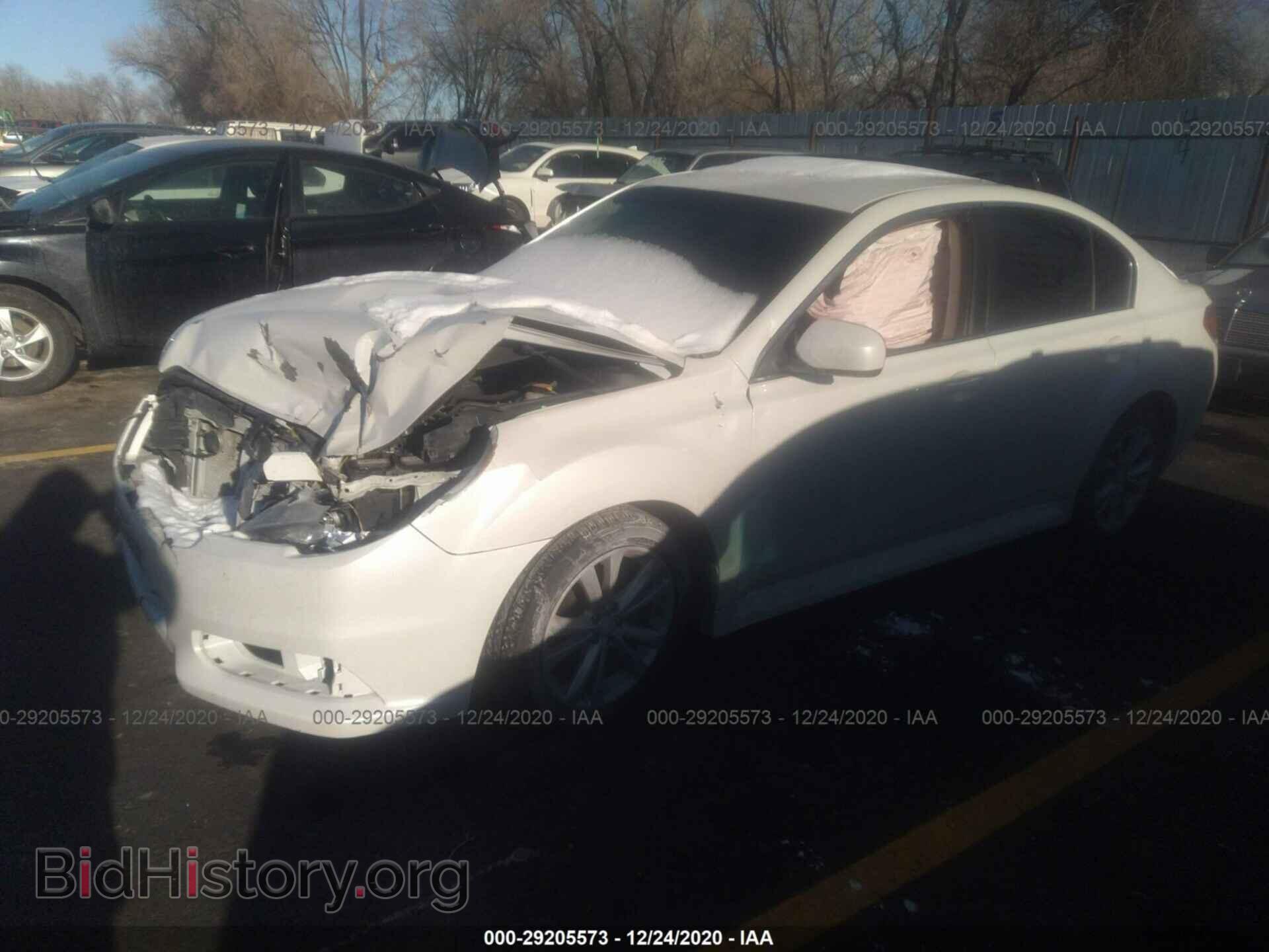 2014 SUBARU LEGACY - VIN: 4S3BMBC67E3017263 - Фото 2
