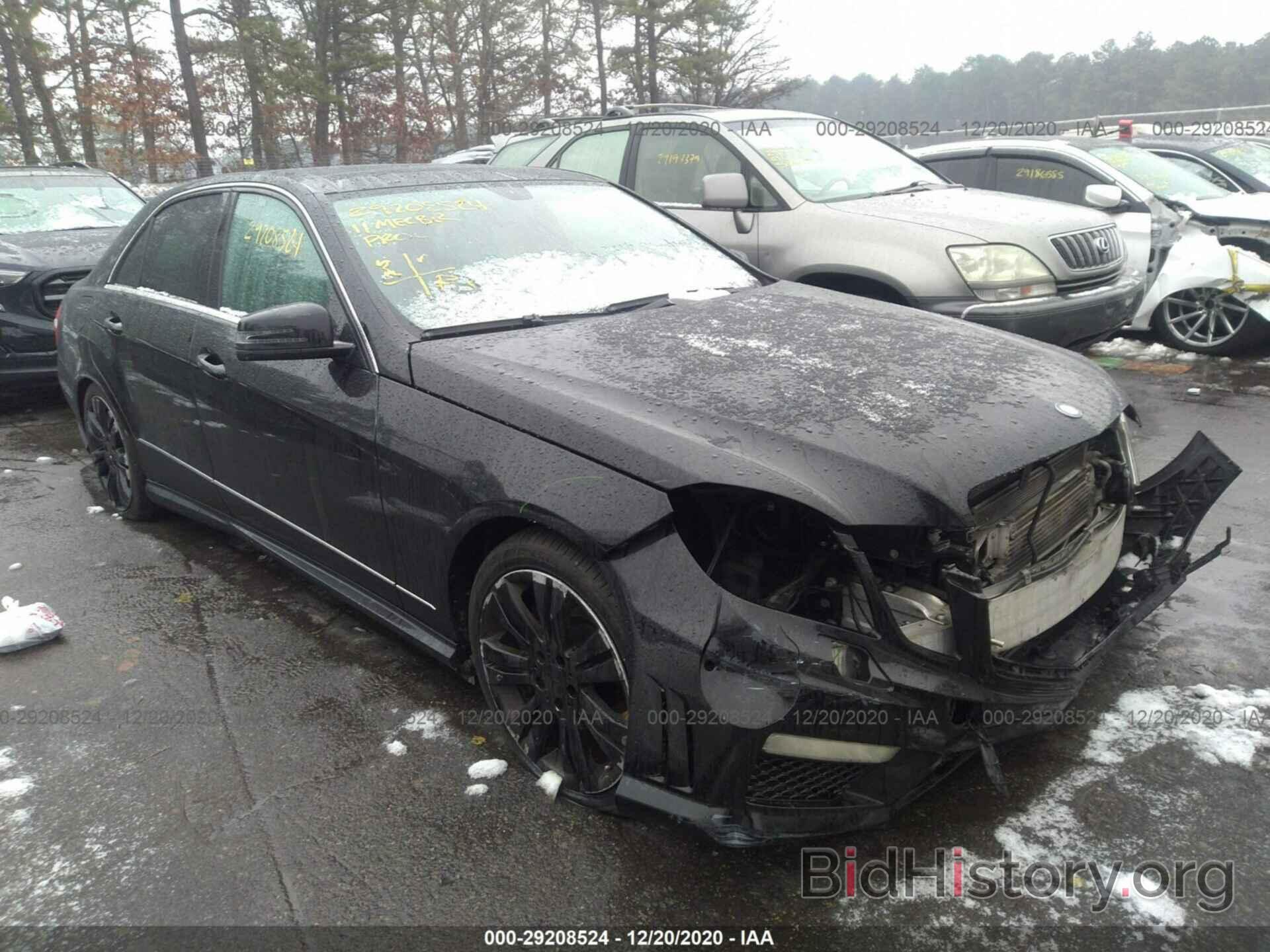 Photo WDDHF9AB0BA448893 - MERCEDES-BENZ E-CLASS 2011