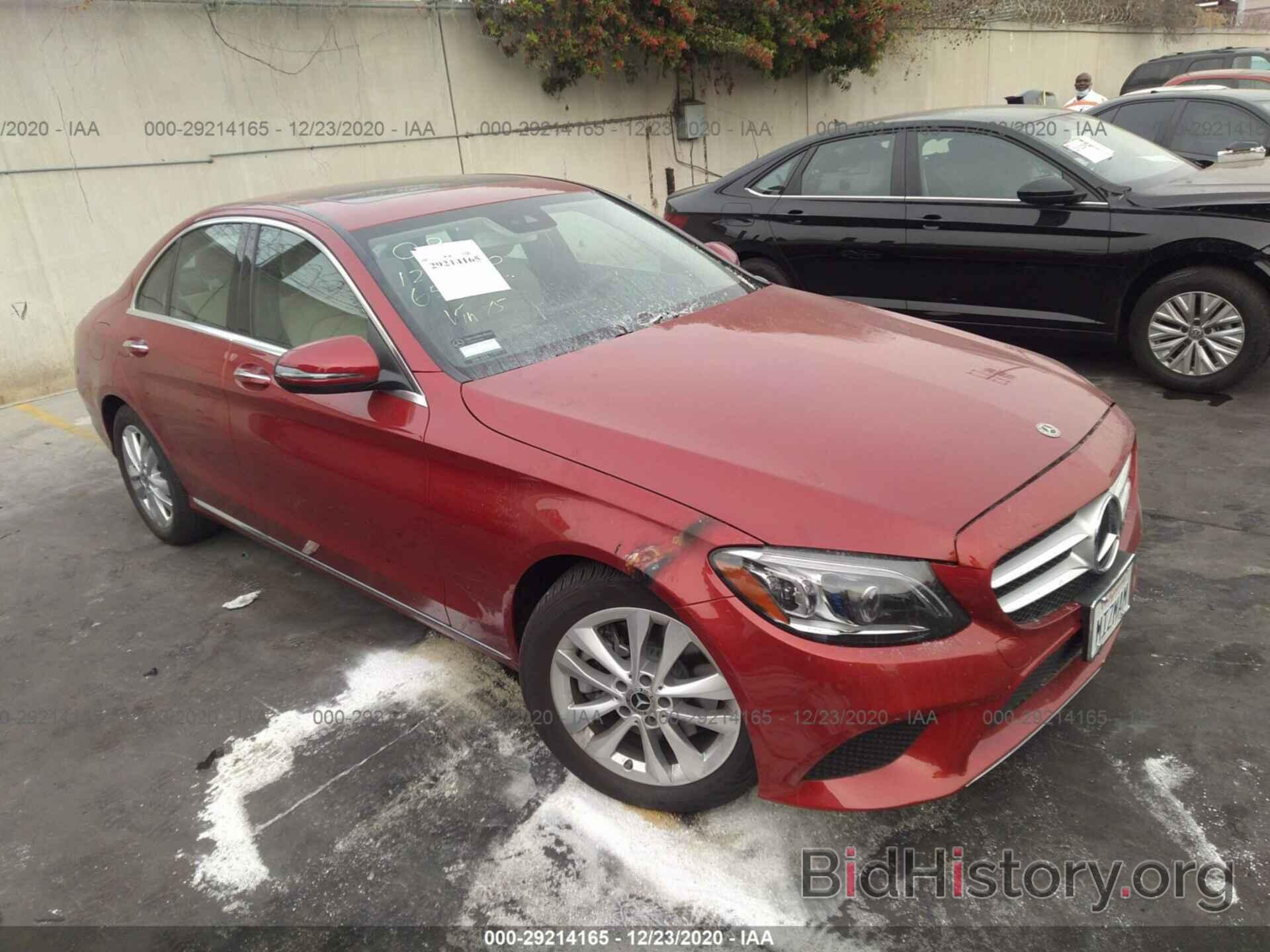 Photo WDDWF8DB0KR514597 - MERCEDES-BENZ C-CLASS 2019