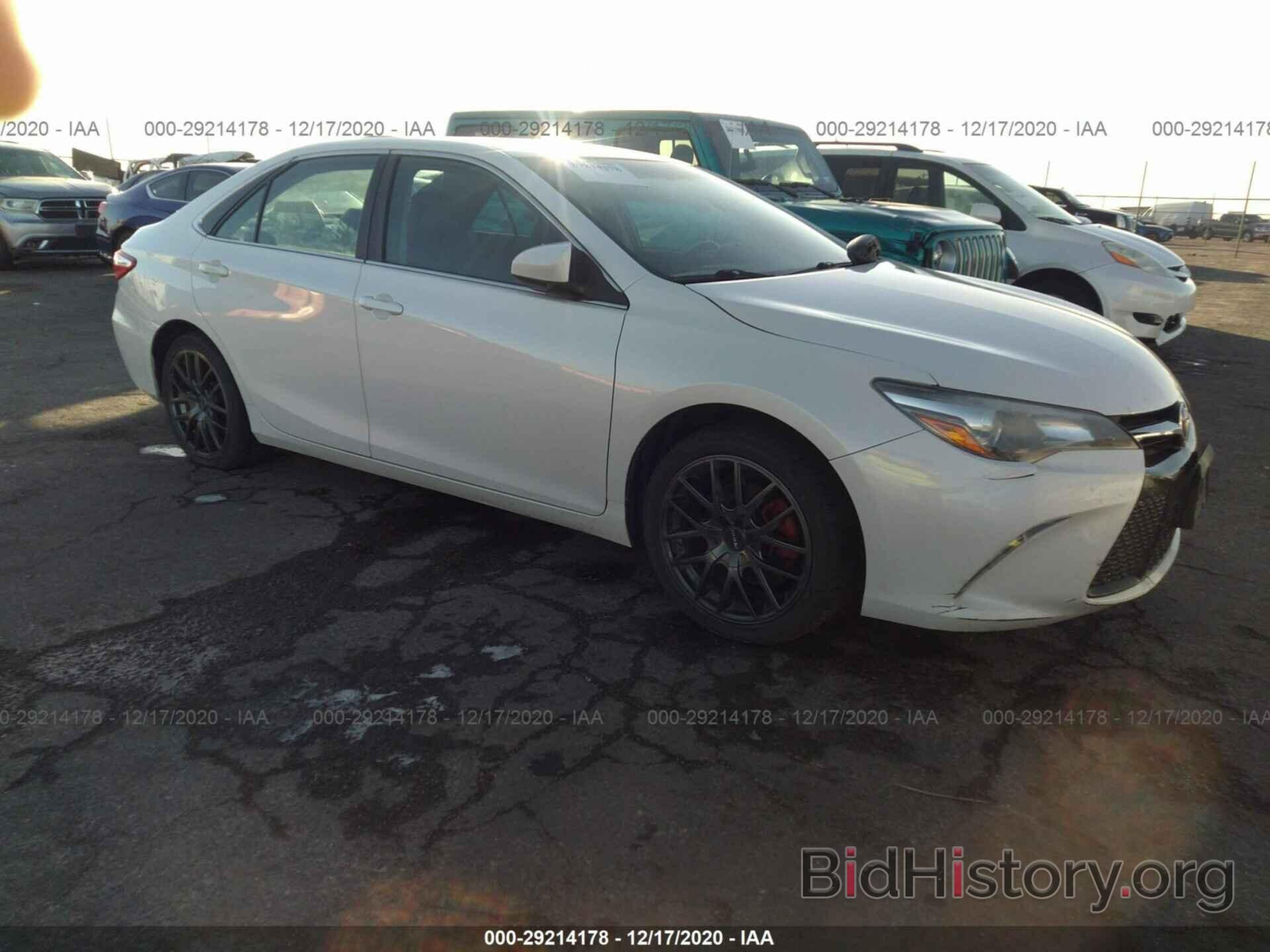 Photo 4T1BF1FK9FU489002 - TOYOTA CAMRY 2015