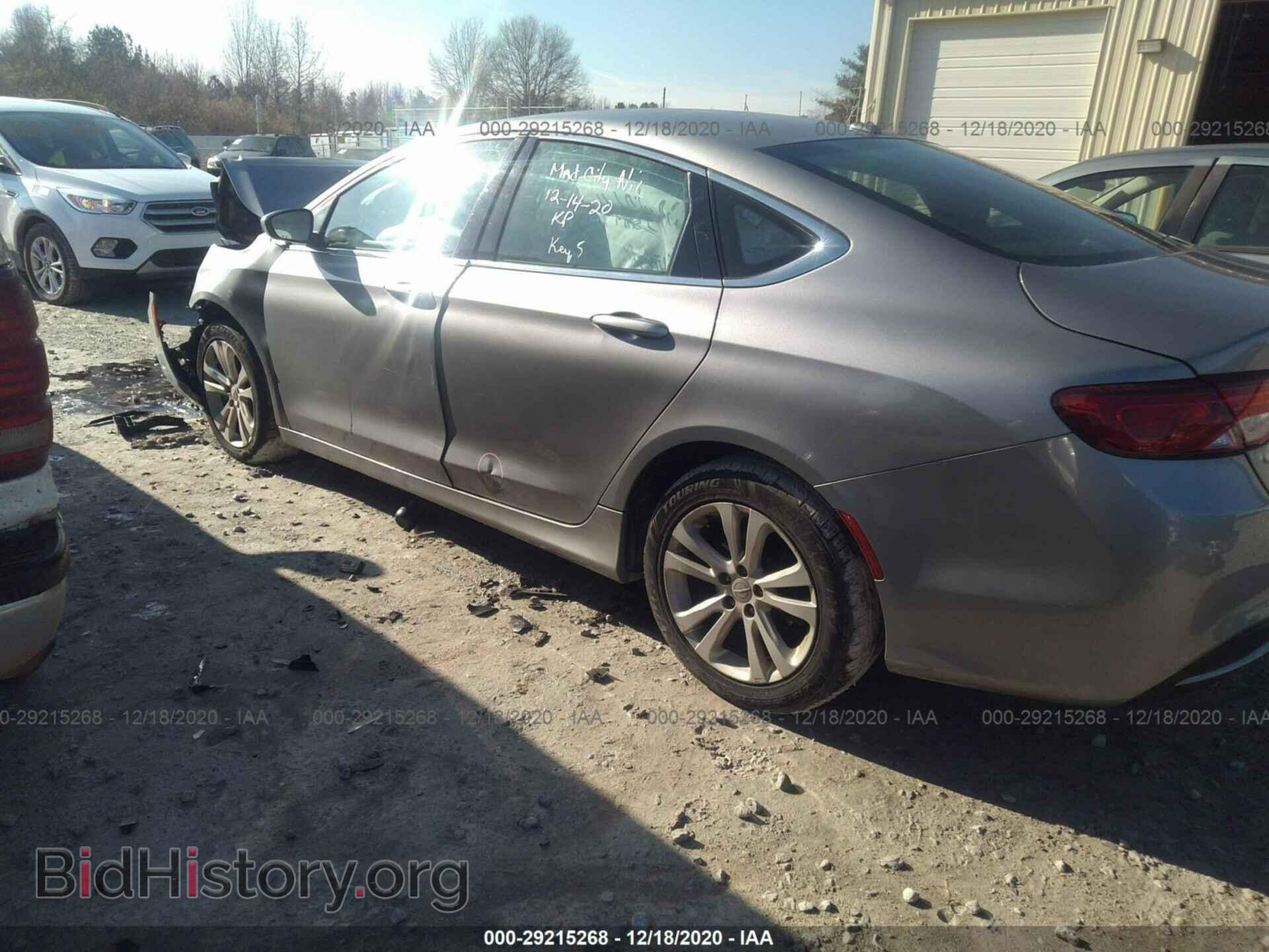 2016 CHRYSLER 200 - VIN: 1C3CCCAB7GN164899 - Фото 3