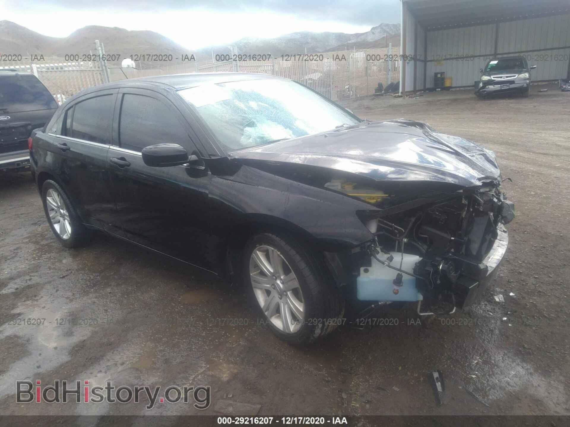 Фотография 1C3CCBAB1DN705225 - CHRYSLER 200 2013