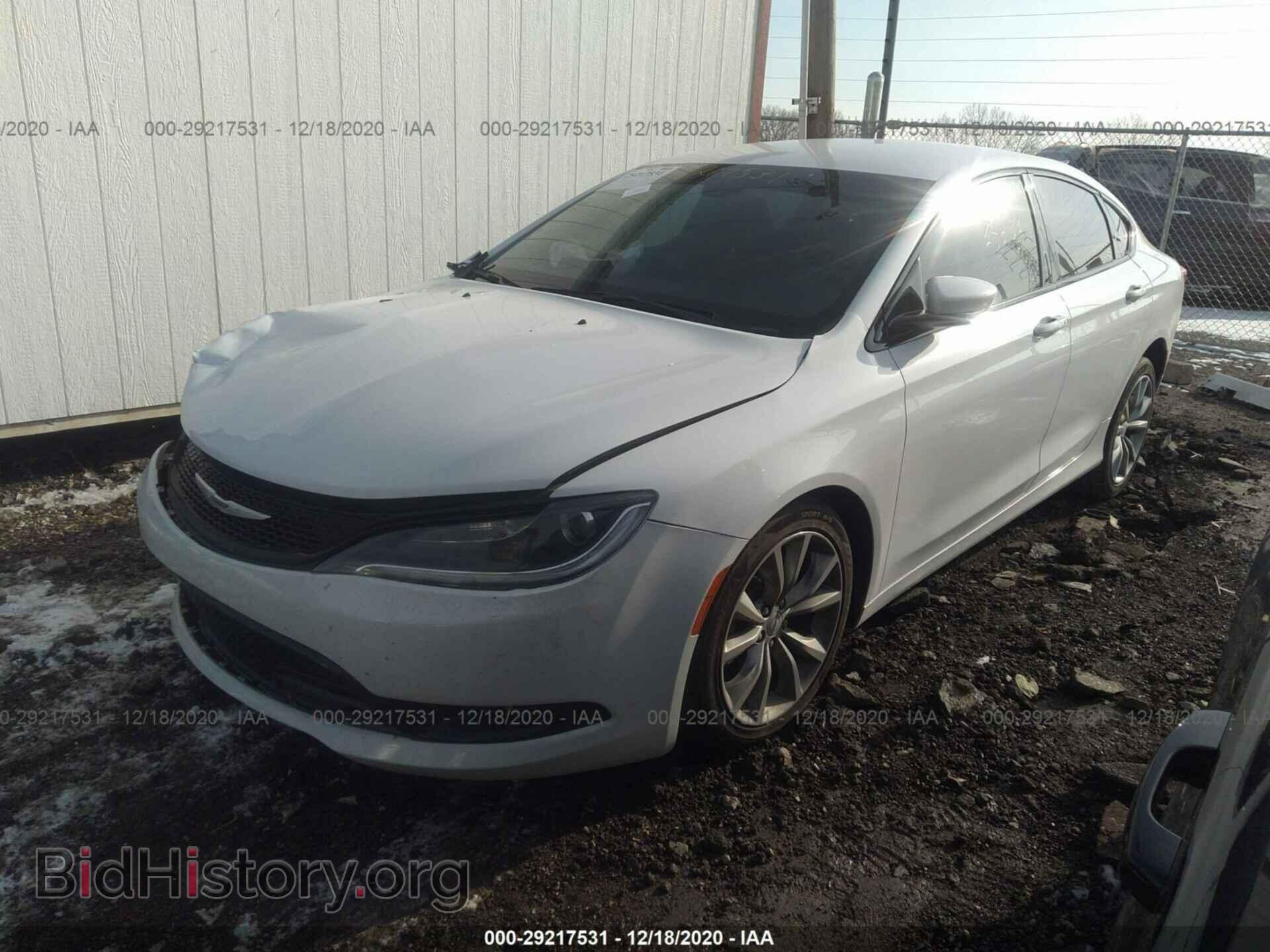 2016 CHRYSLER 200 - VIN: 1C3CCCBB7GN124224 - Фото 2