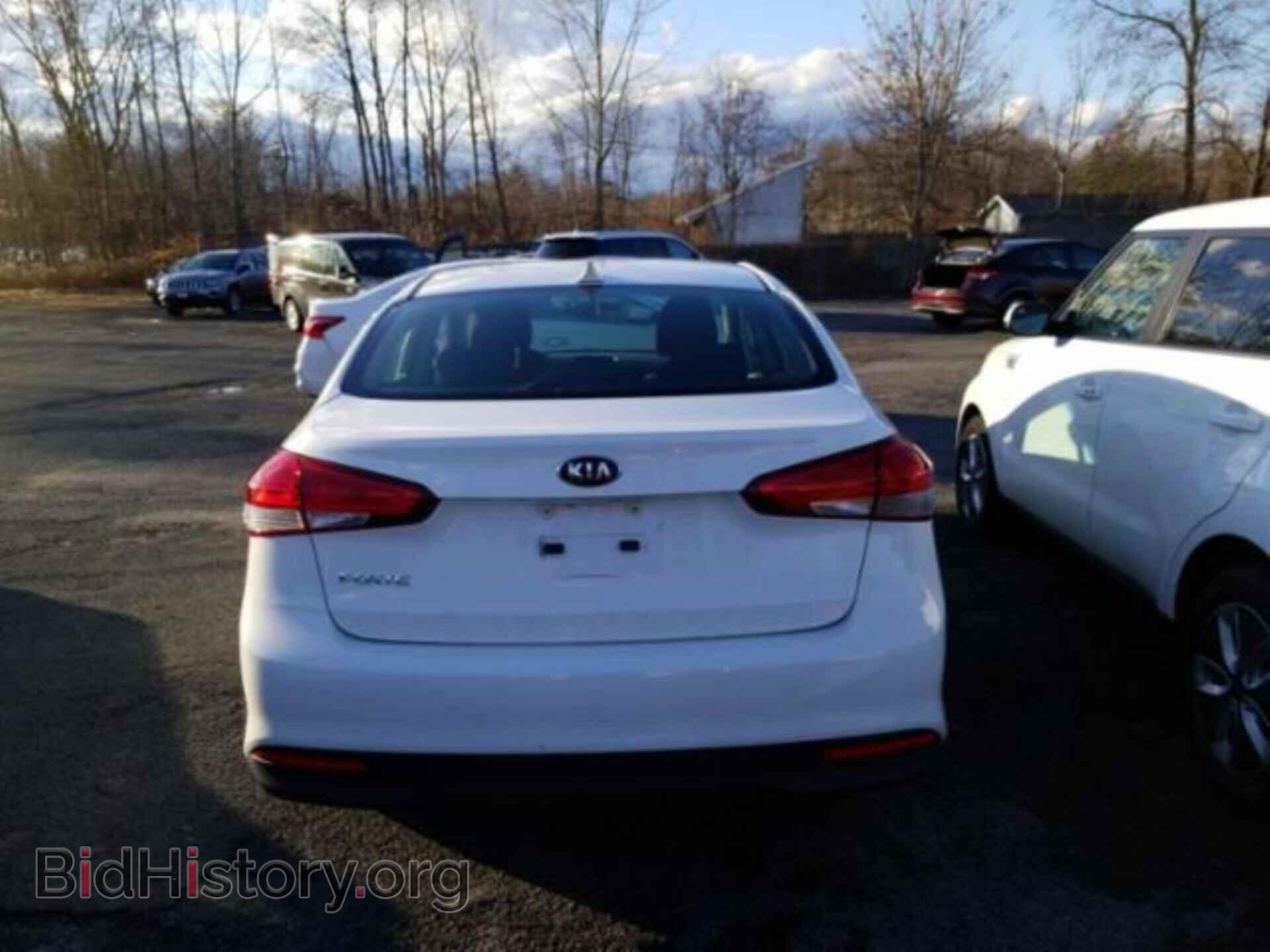 2017 KIA FORTE - VIN: 3KPFK4A76HE097019 - Photo 16