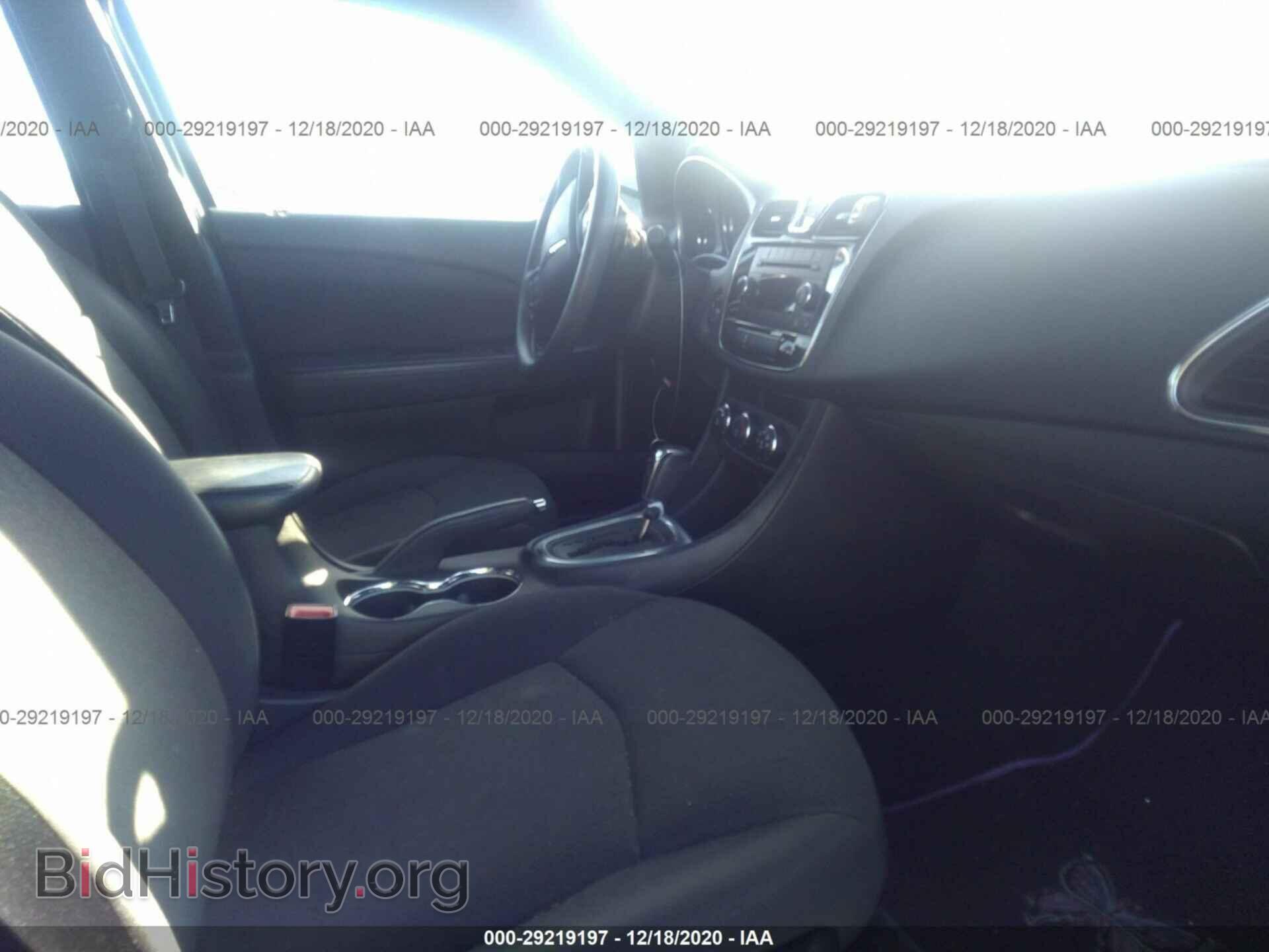 2013 CHRYSLER 200 - VIN: 1C3CCBAB2DN670176 - Фото 5