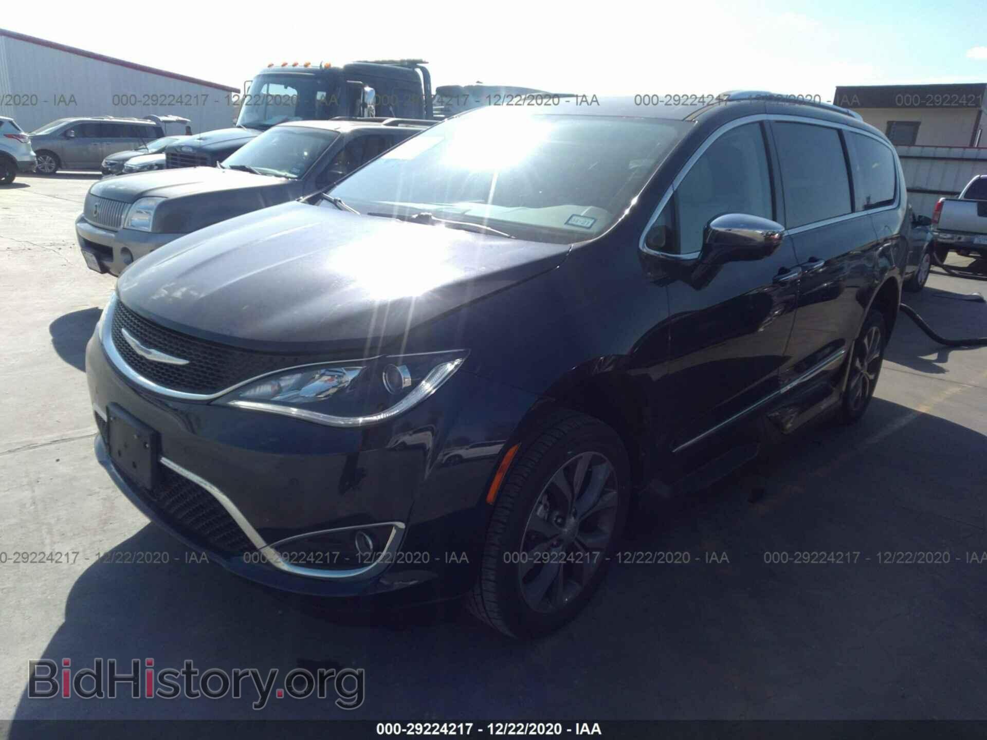 2017 CHRYSLER PACIFICA - VIN: 2C4RC1GG7HR583949 - Photo 2
