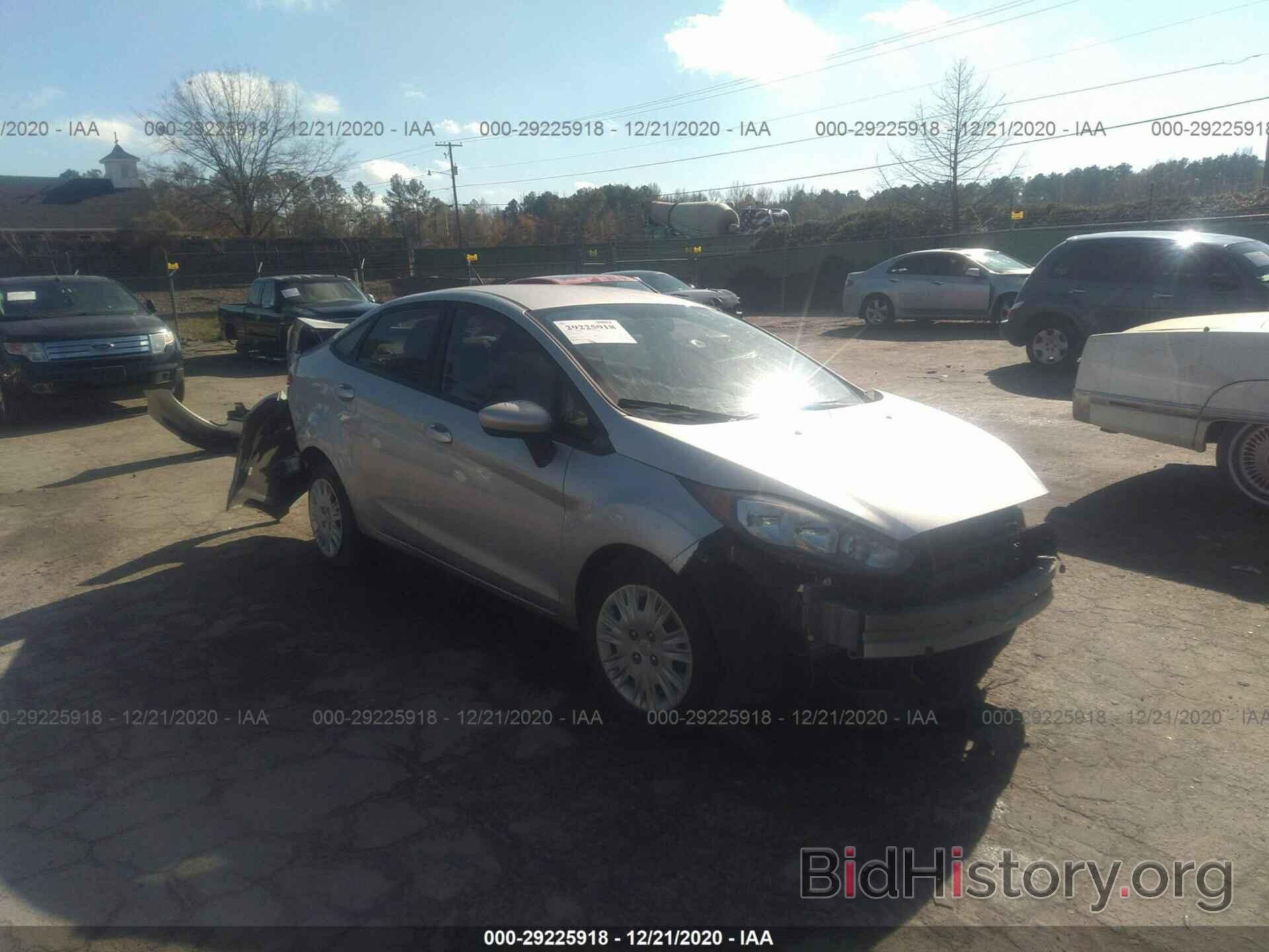 Photo 3FADP4AJ8KM109940 - FORD FIESTA 2019