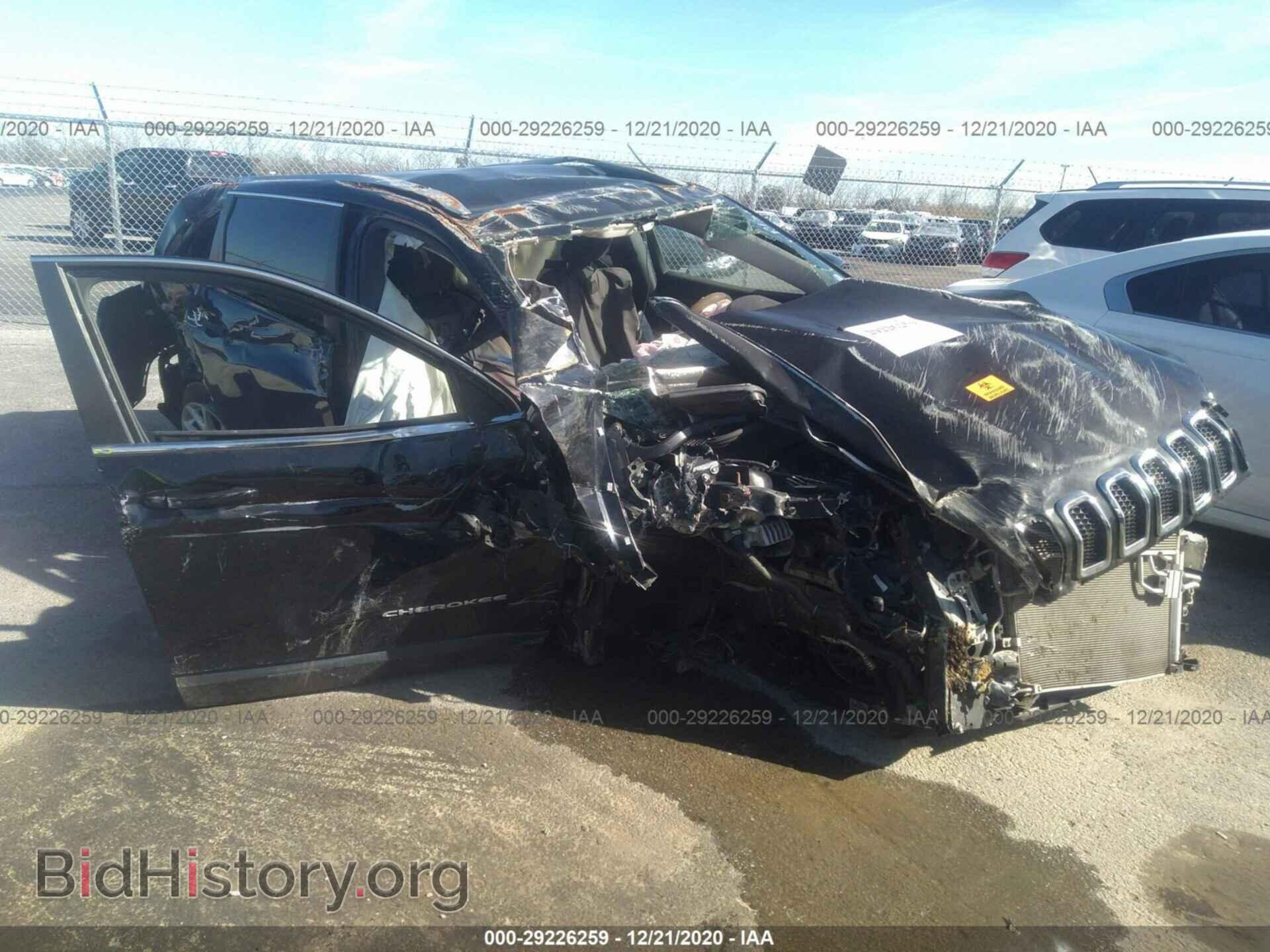 Photo 1C4PJLLB8JD537963 - JEEP CHEROKEE 2018