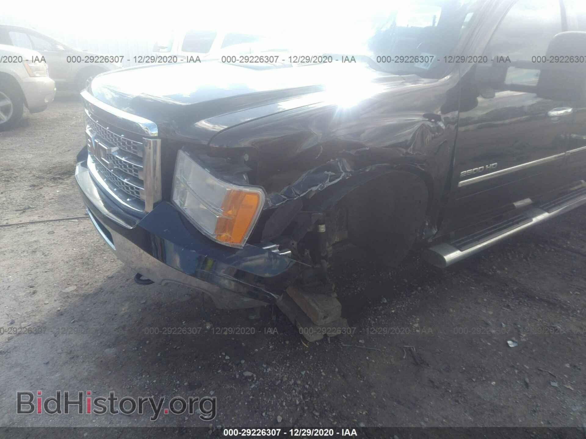 2014 GMC SIERRA 2500HD - VIN: 1GT120CG8EF178105 - Фото 6