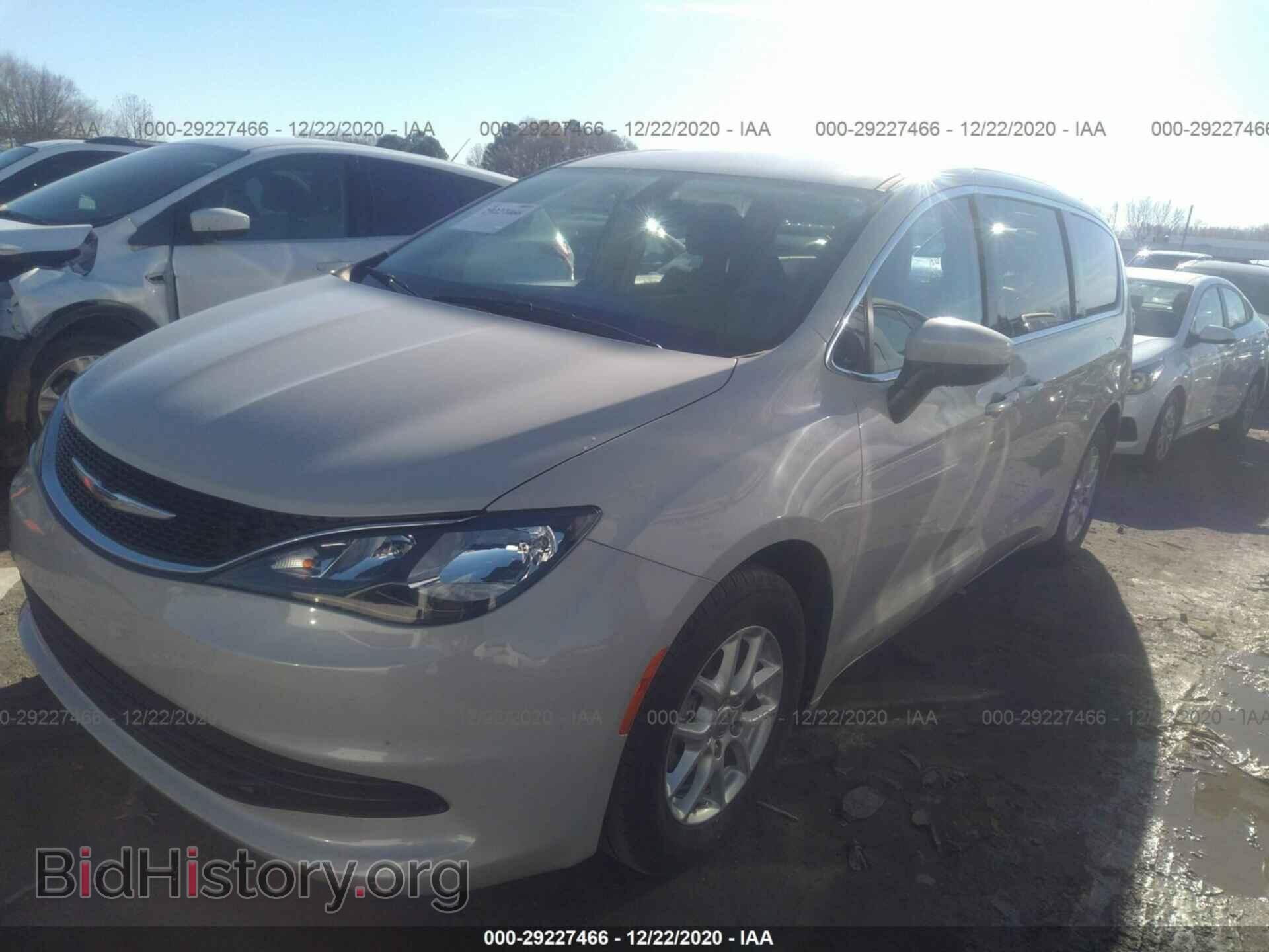 2017 CHRYSLER PACIFICA - VIN: 2C4RC1CG2HR744326 - Photo 2