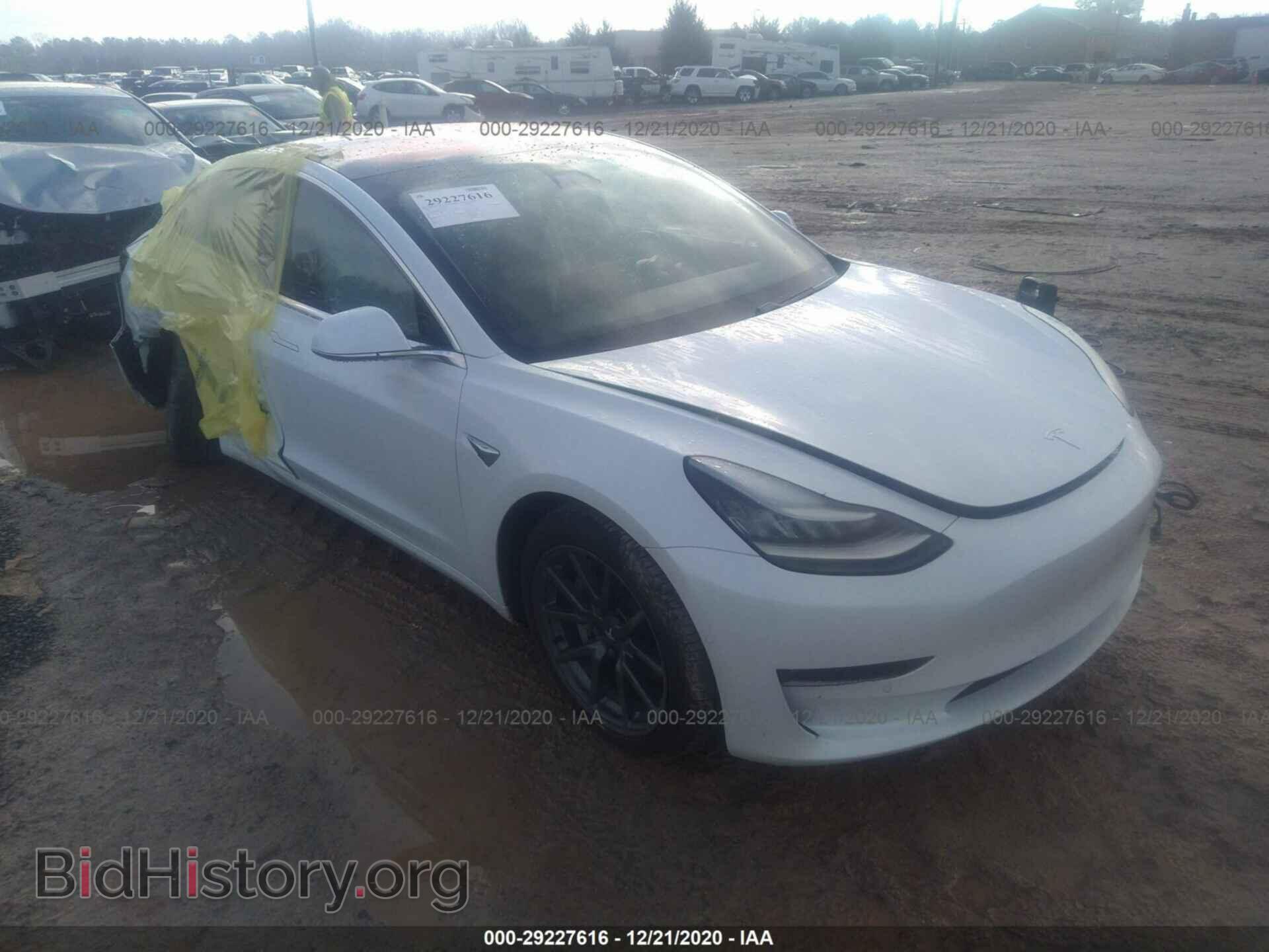 Фотография 5YJ3E1EB3JF067063 - TESLA MODEL 3 2018