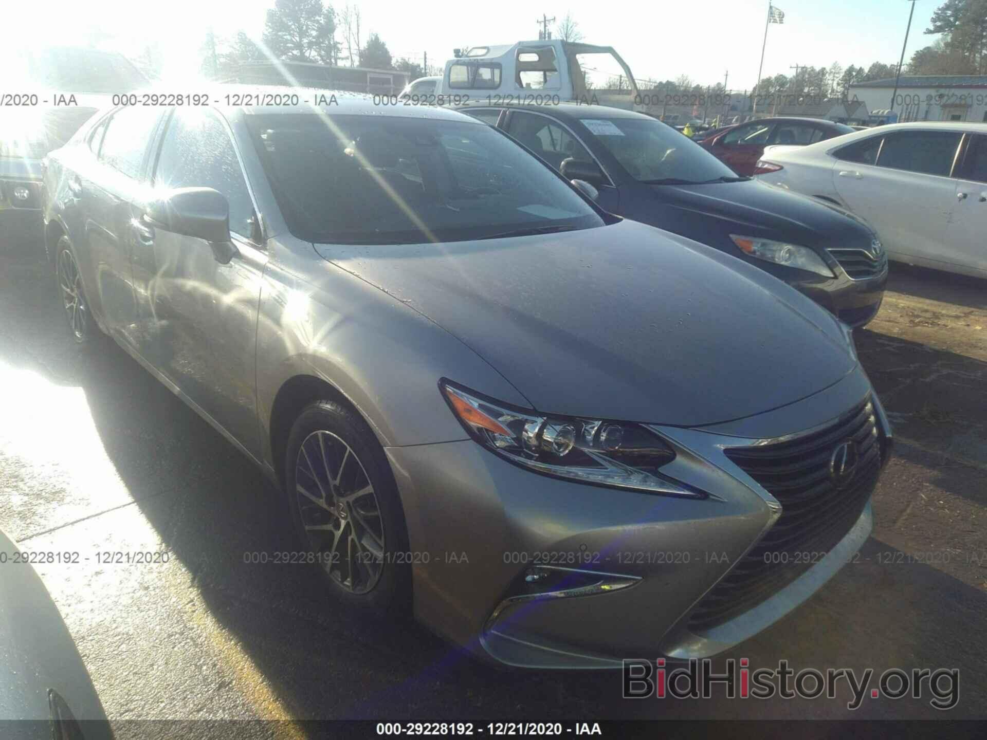 Photo 58ABK1GG0JU081835 - LEXUS ES 2018