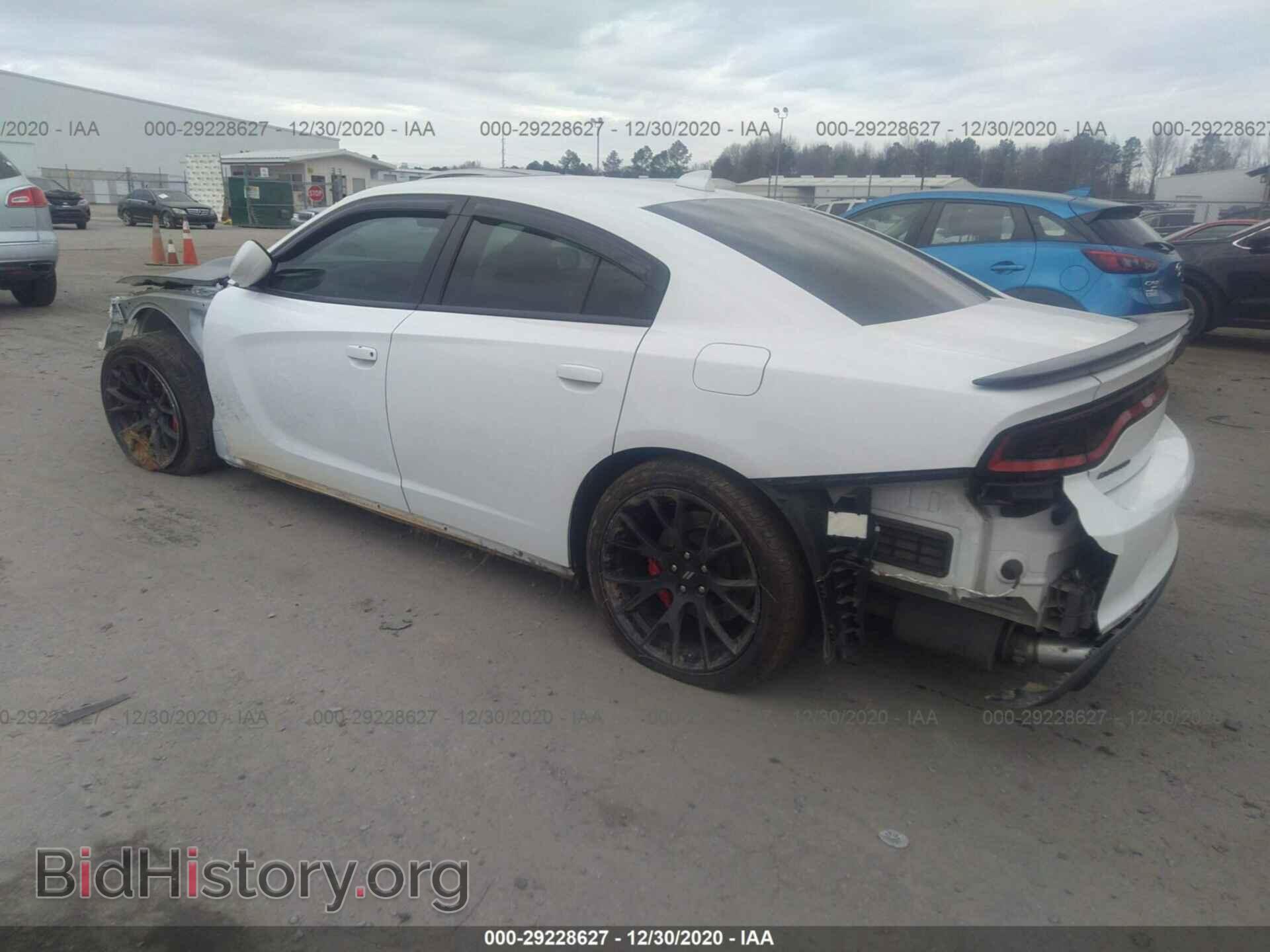 2018 DODGE CHARGER - VIN: 2C3CDXGJ4JH273842 - Фото 3