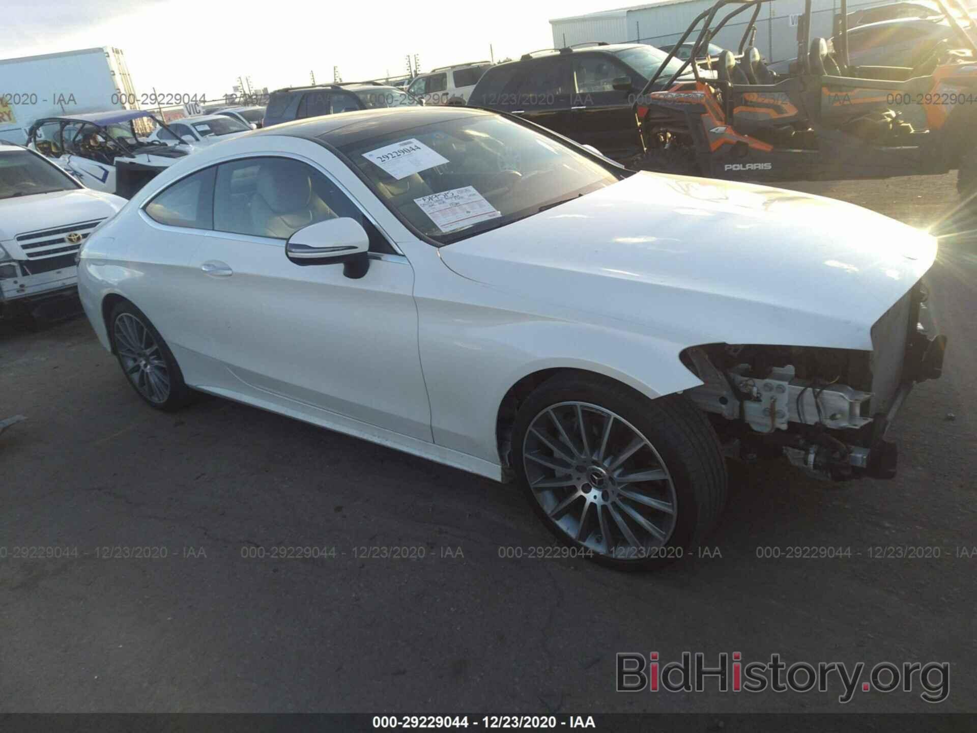 Photo WDDWJ8DB3KF826879 - MERCEDES-BENZ C-CLASS 2019