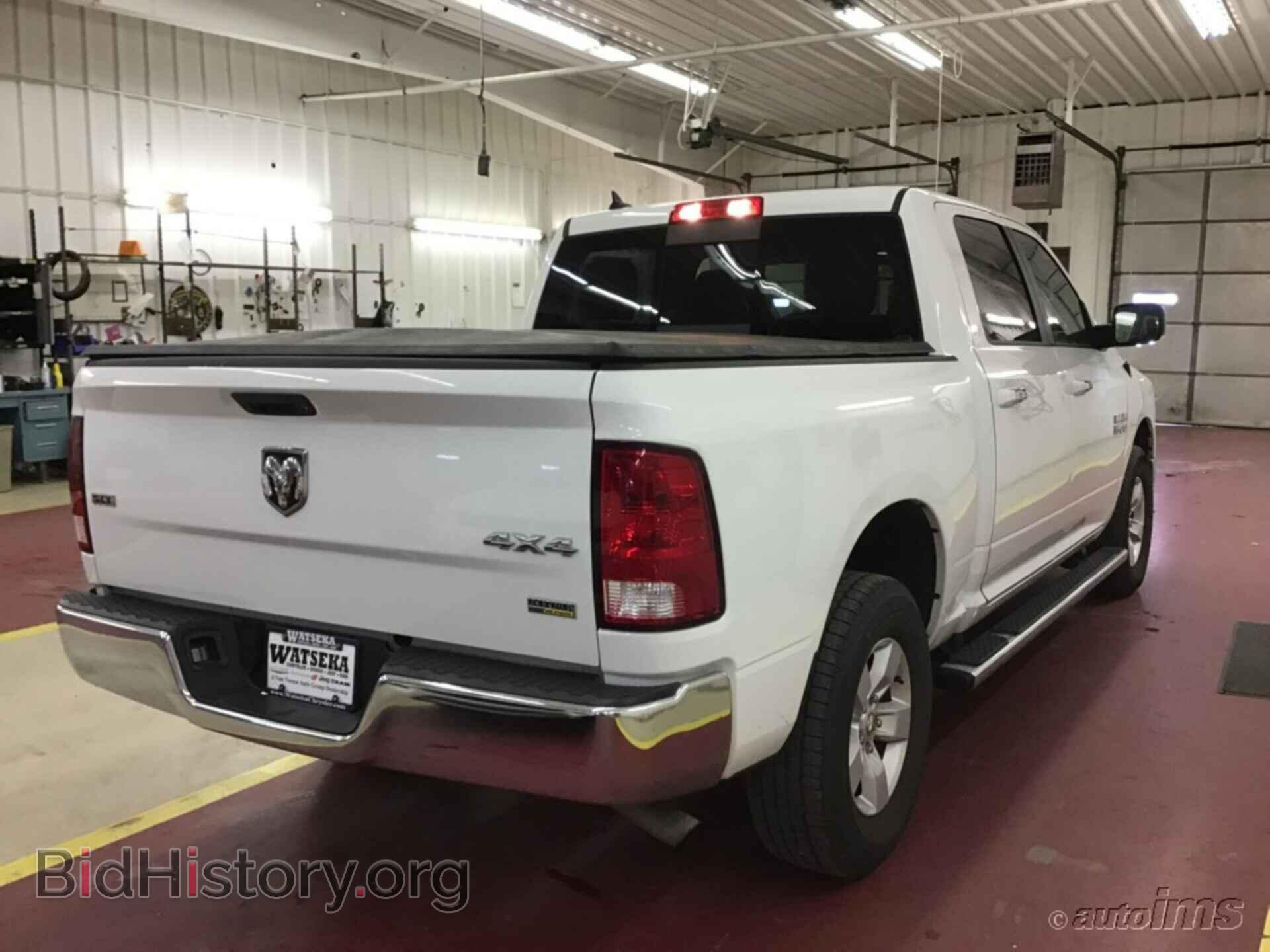 2018 RAM 1500 - VIN: 1C6RR7LG5JS318921 - Фото 4