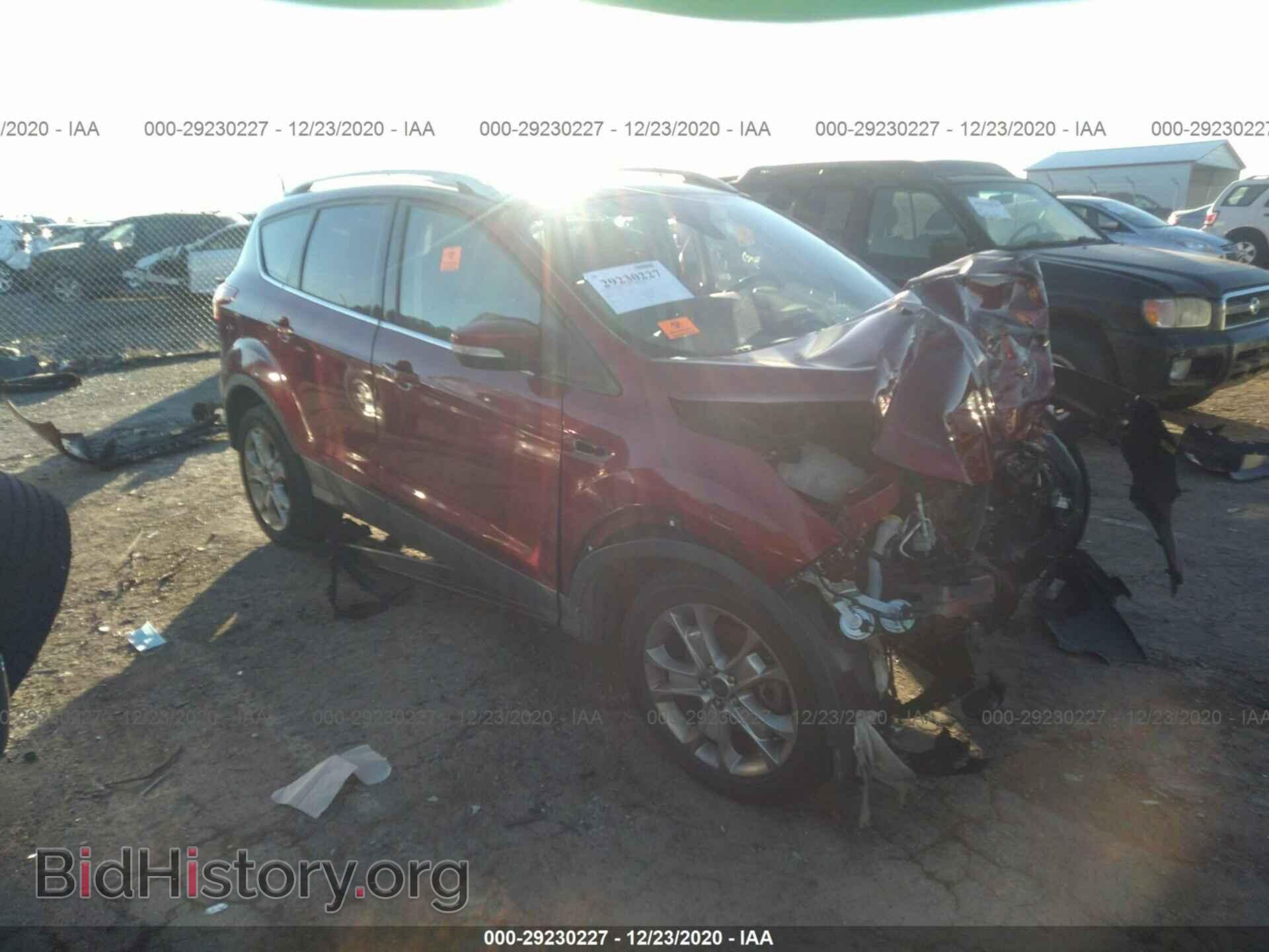Фотография 1FMCU0J90FUB77787 - FORD ESCAPE 2015