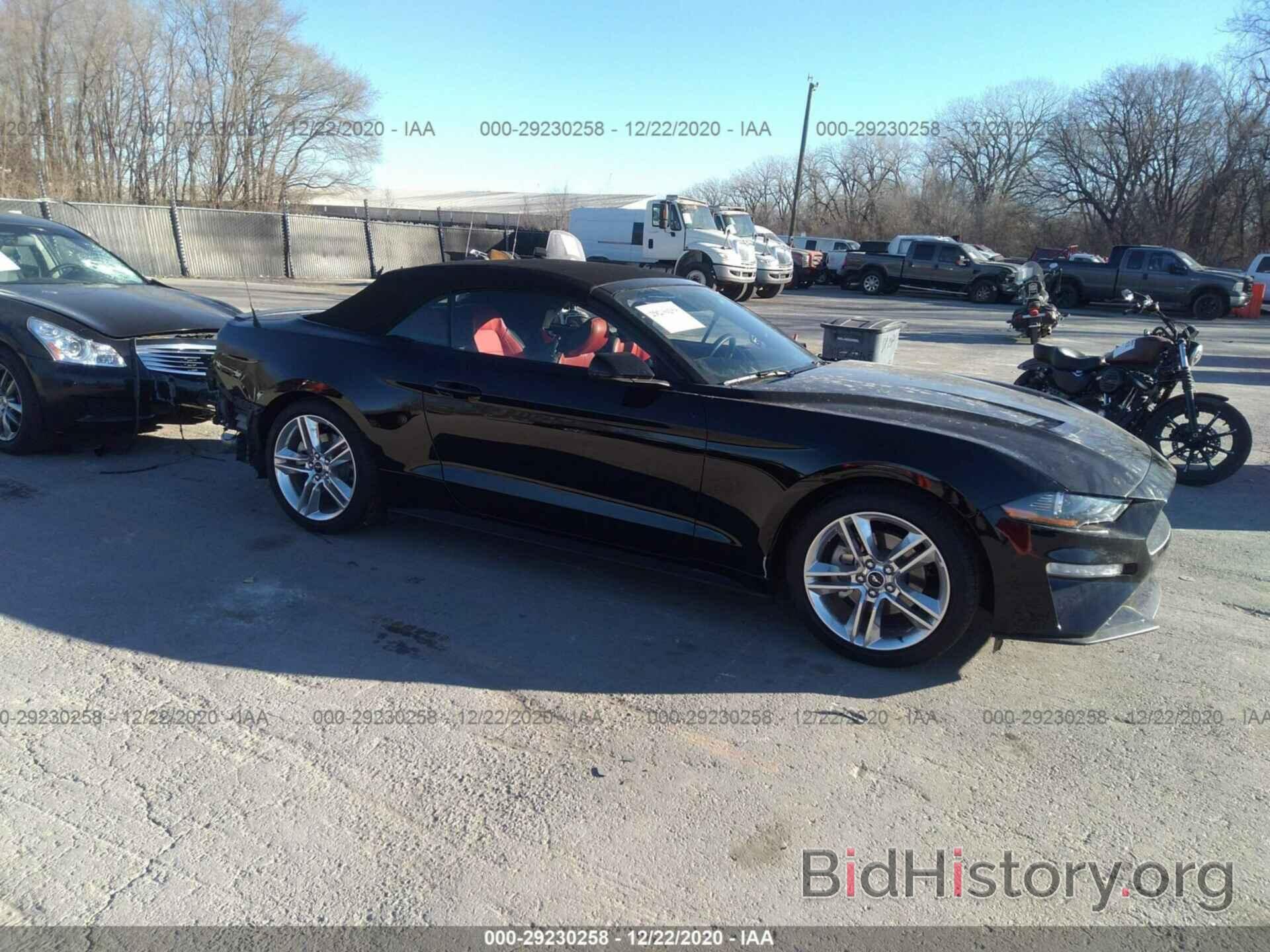Photo 1FATP8UH2L5139471 - FORD MUSTANG 2020